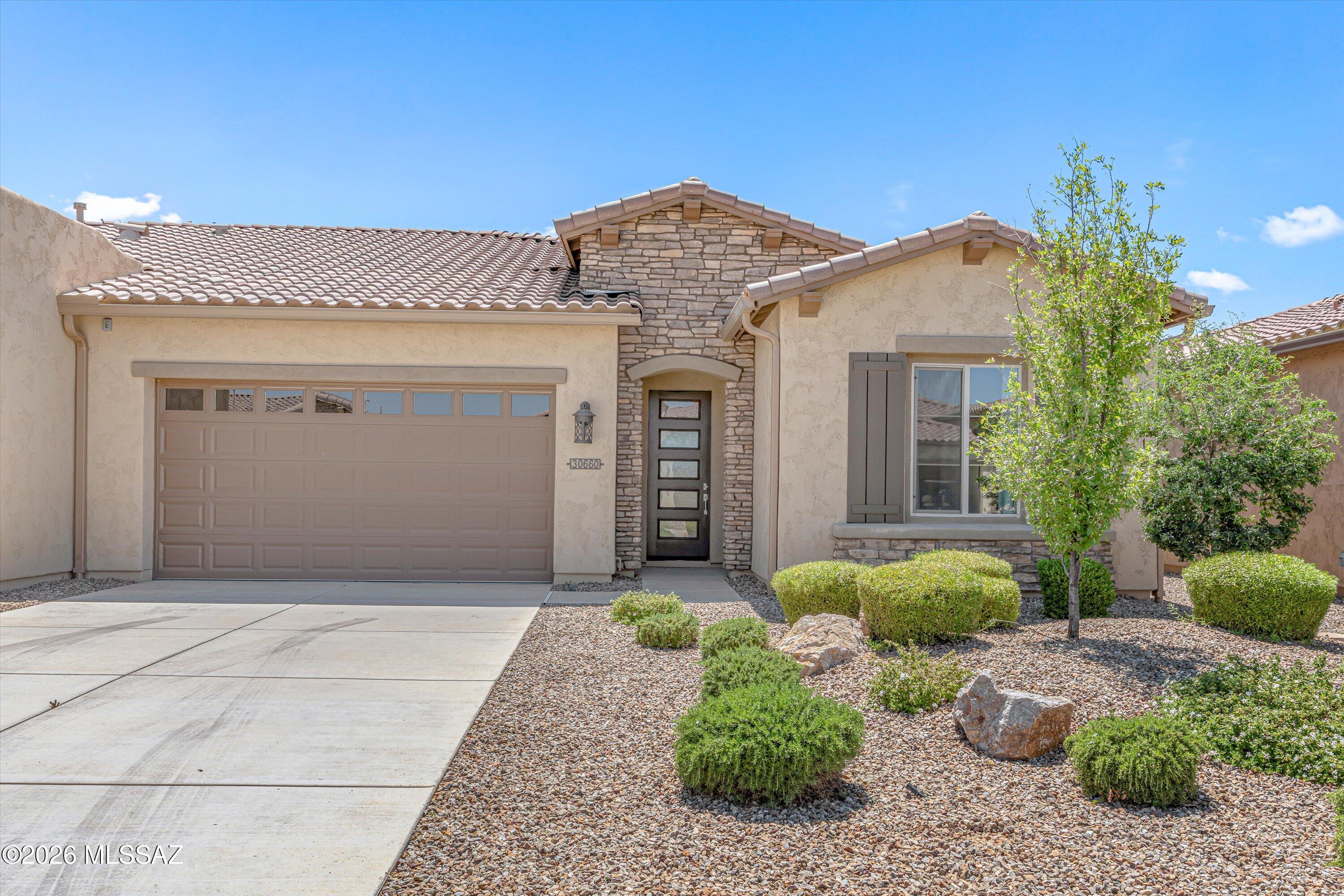 Unfurnished 2-Bed 2-Bath model villa in SaddleBrooke Ranch, vacant and ready to rent right now! This nicely upgraded home is ready for move-in, and includes all appliances, with washer and dryer. Backyard backs to a common area for additional privacy. Owner pays landscaping/pest control, HOA fees, and property taxes, while tenant pays all other utilities. Please contact property manager for more information and to schedule a showing.
