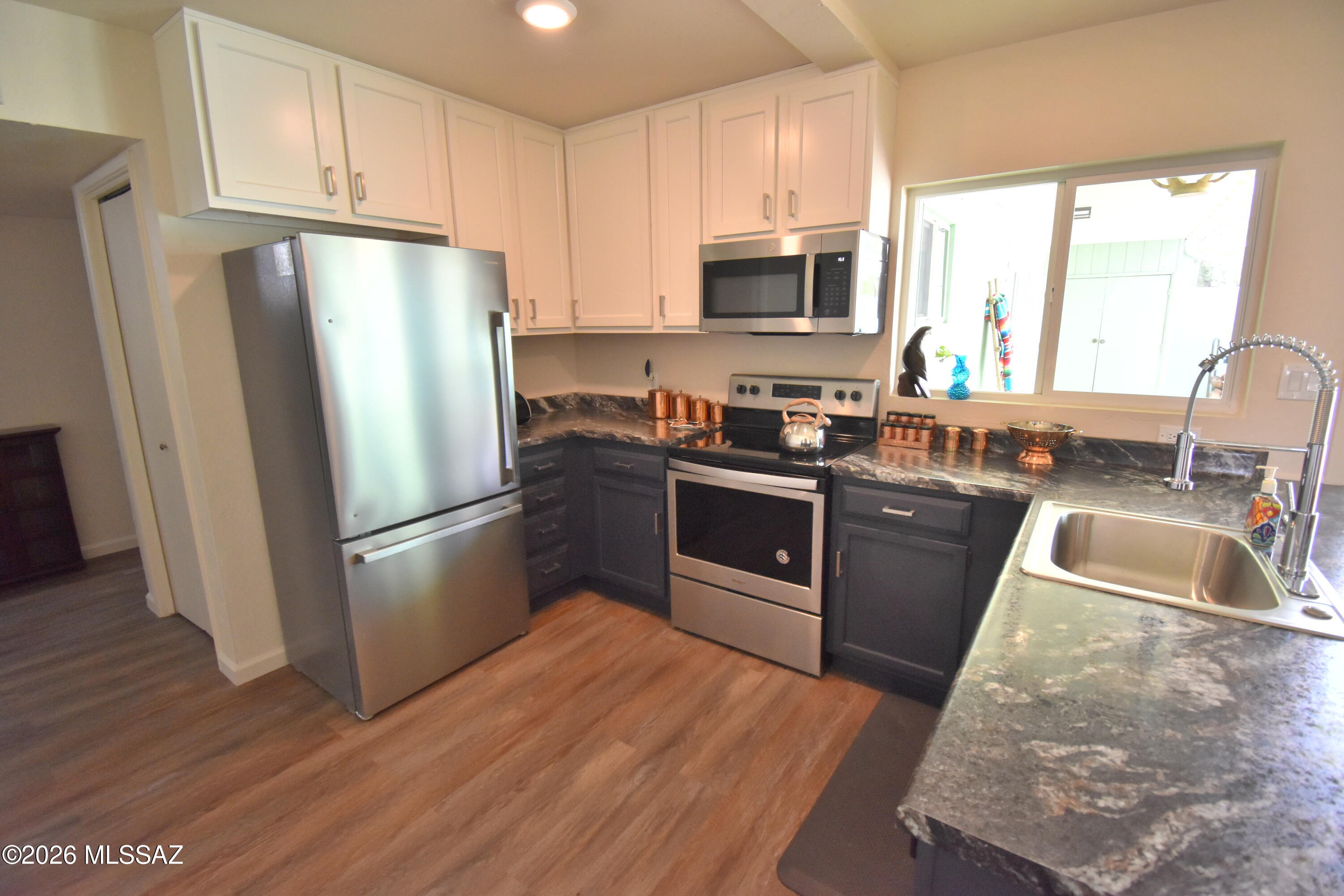 Menlo Park Parade Of Homes (1-40) - Residential