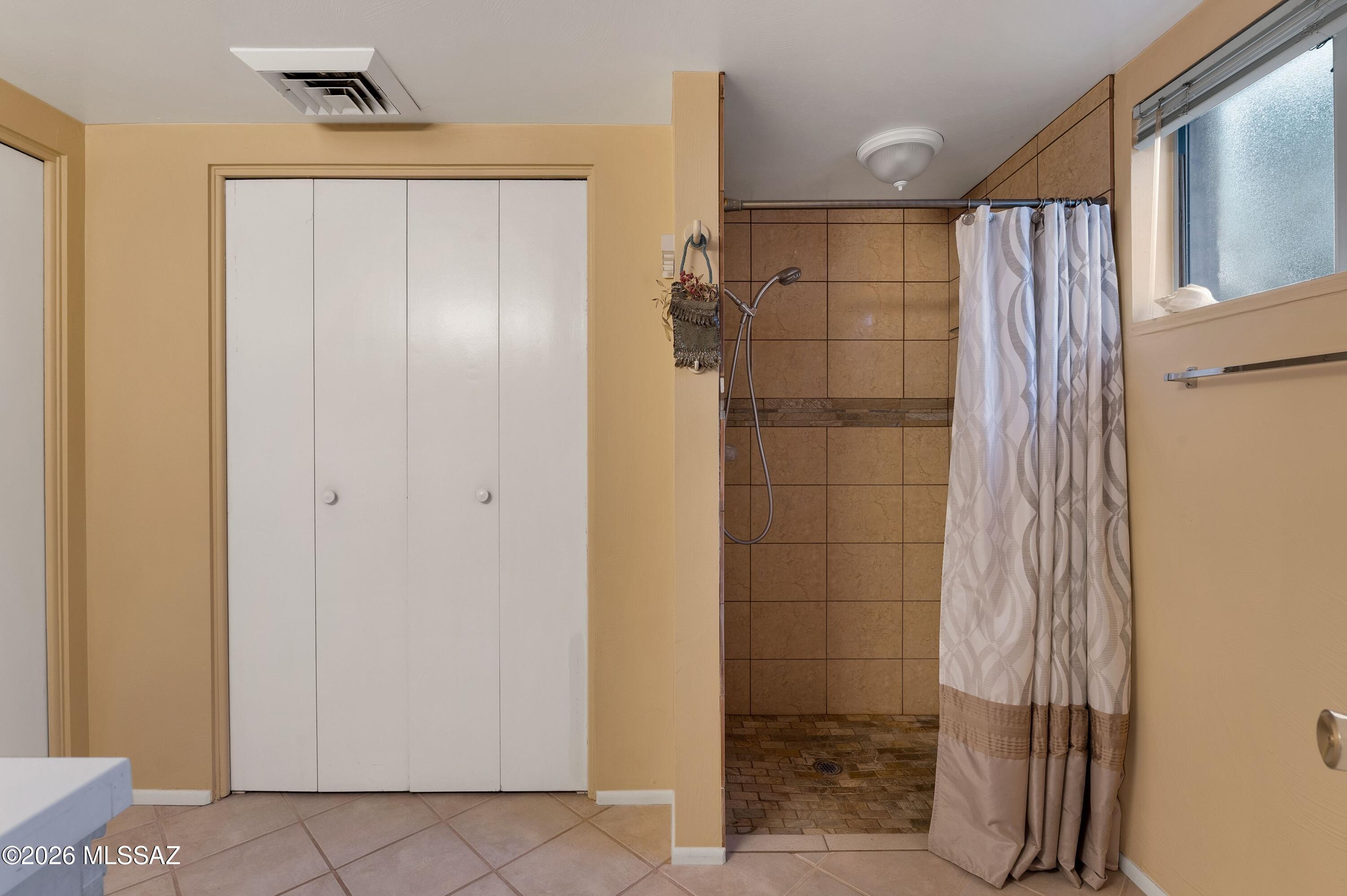 Hidden Valley (52-127) - Residential