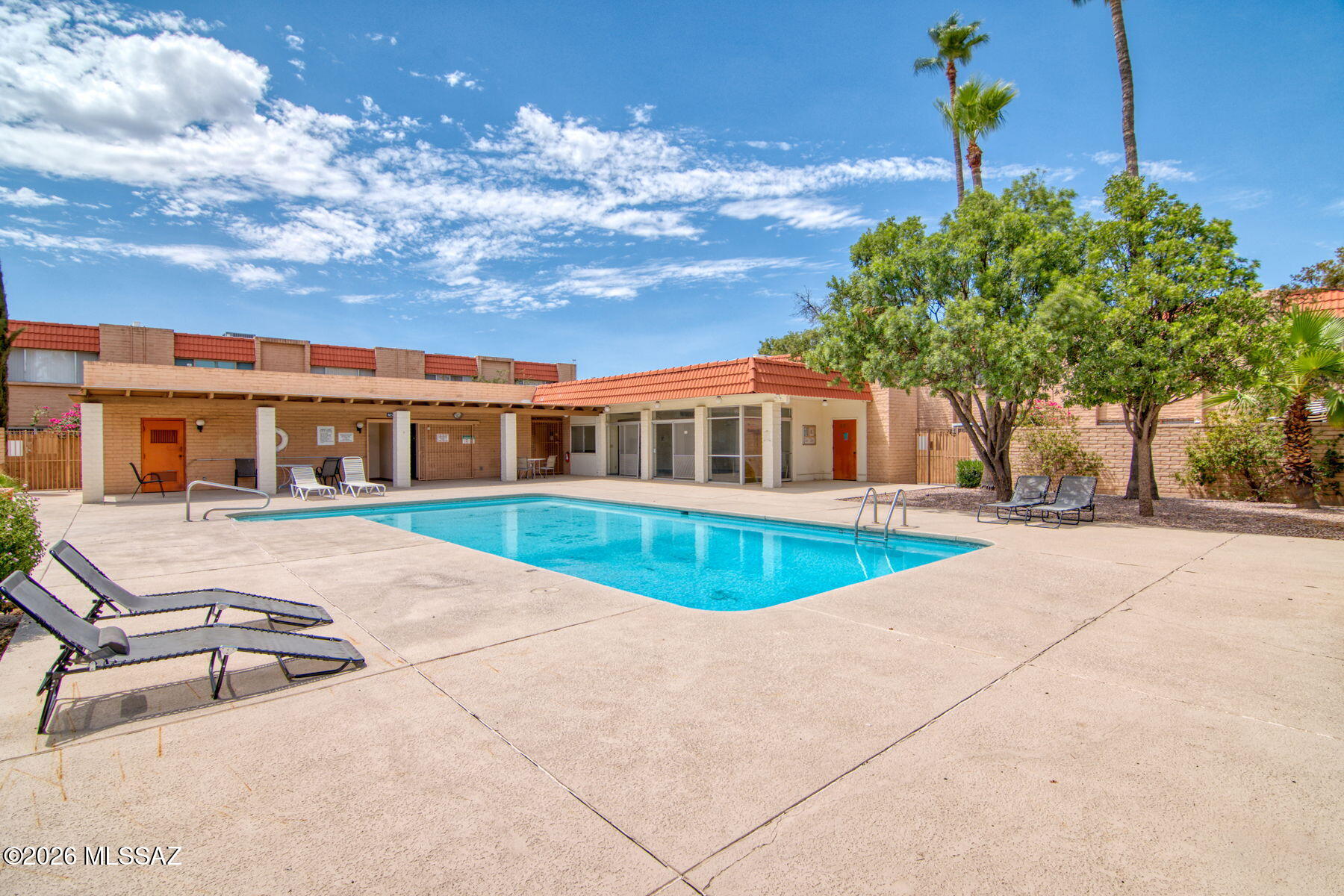 Tucson North Townhome Apts. - Residential