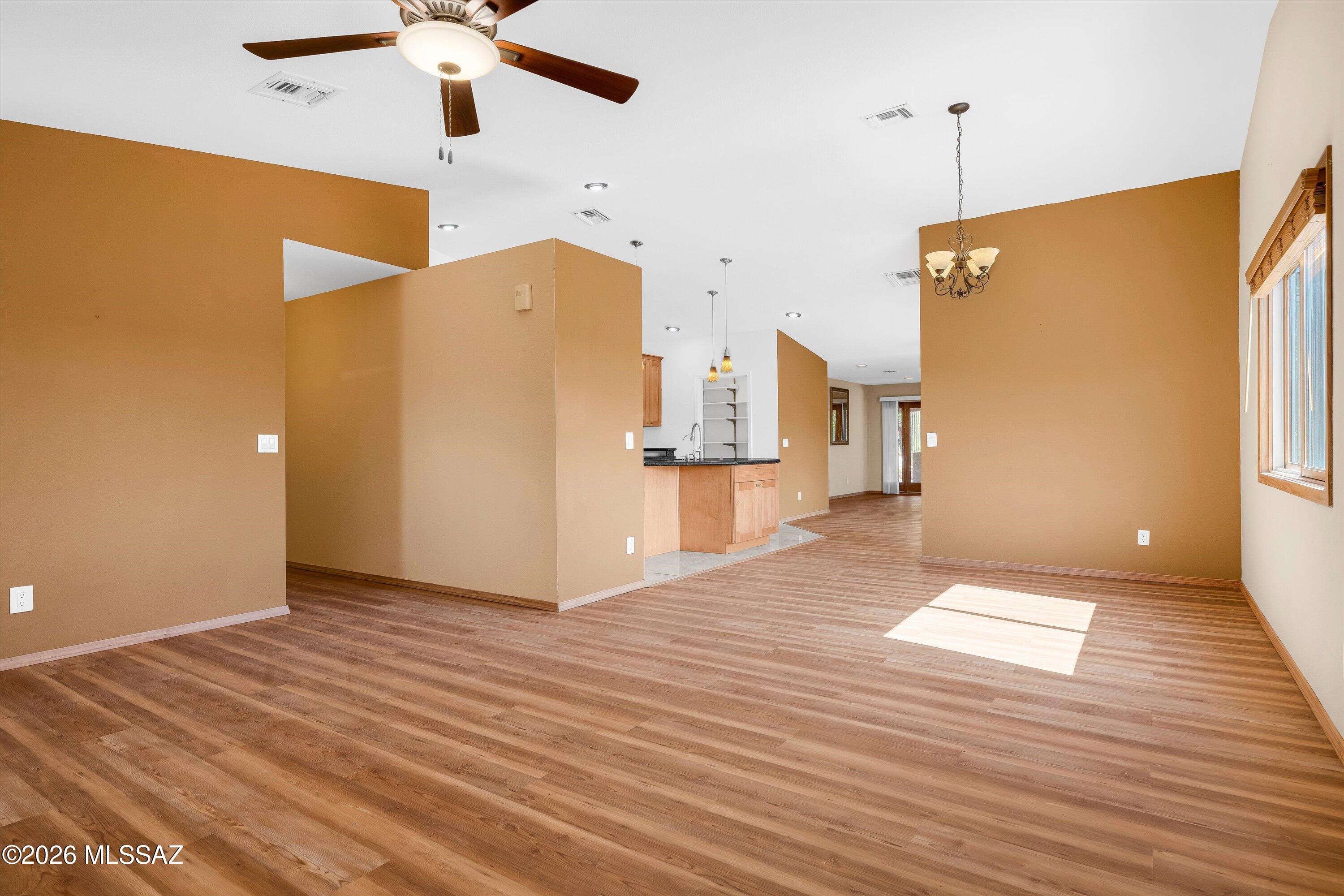 Lincoln Ridge (1-207) - Residential