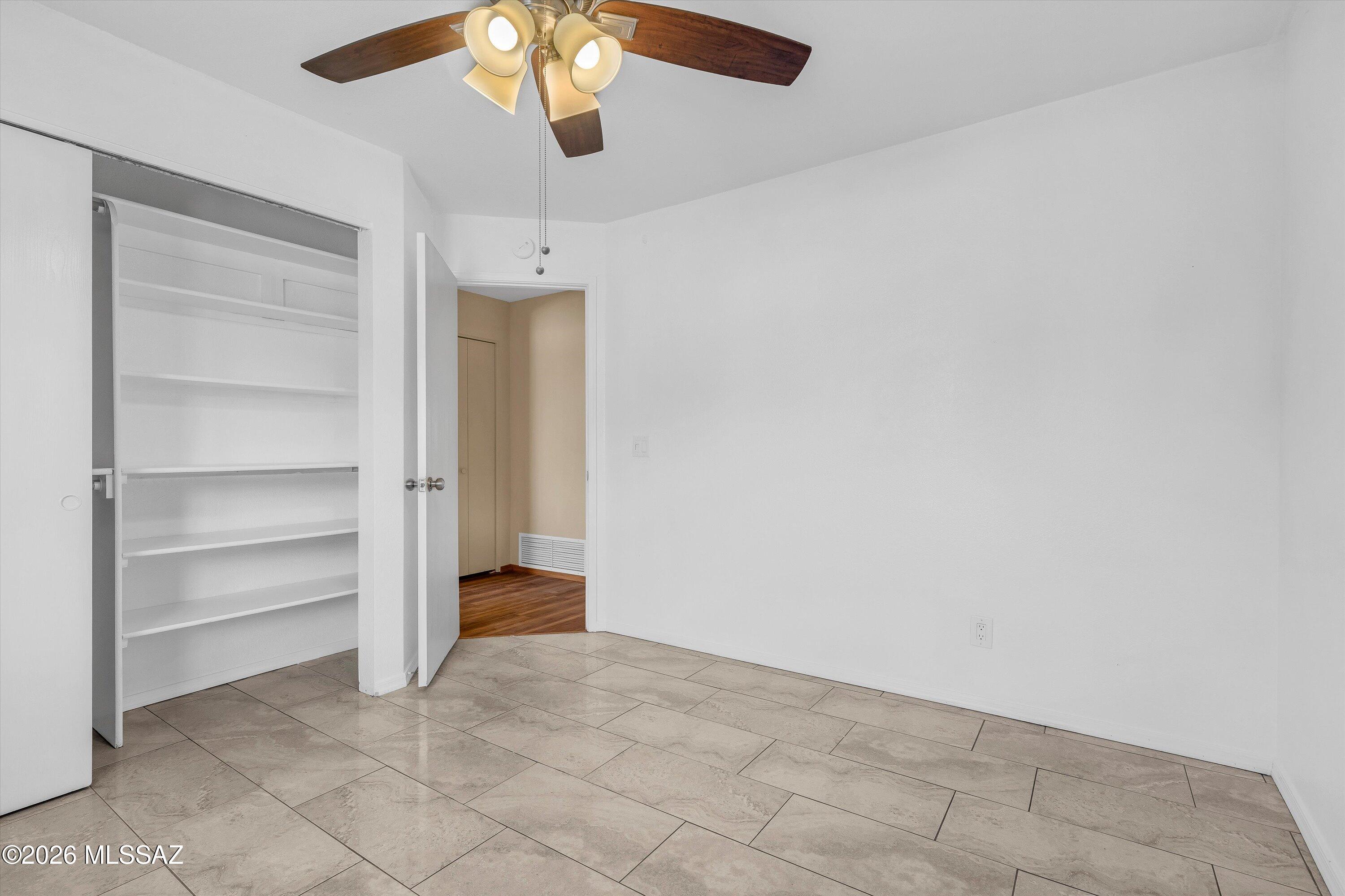 Lincoln Ridge (1-207) - Residential