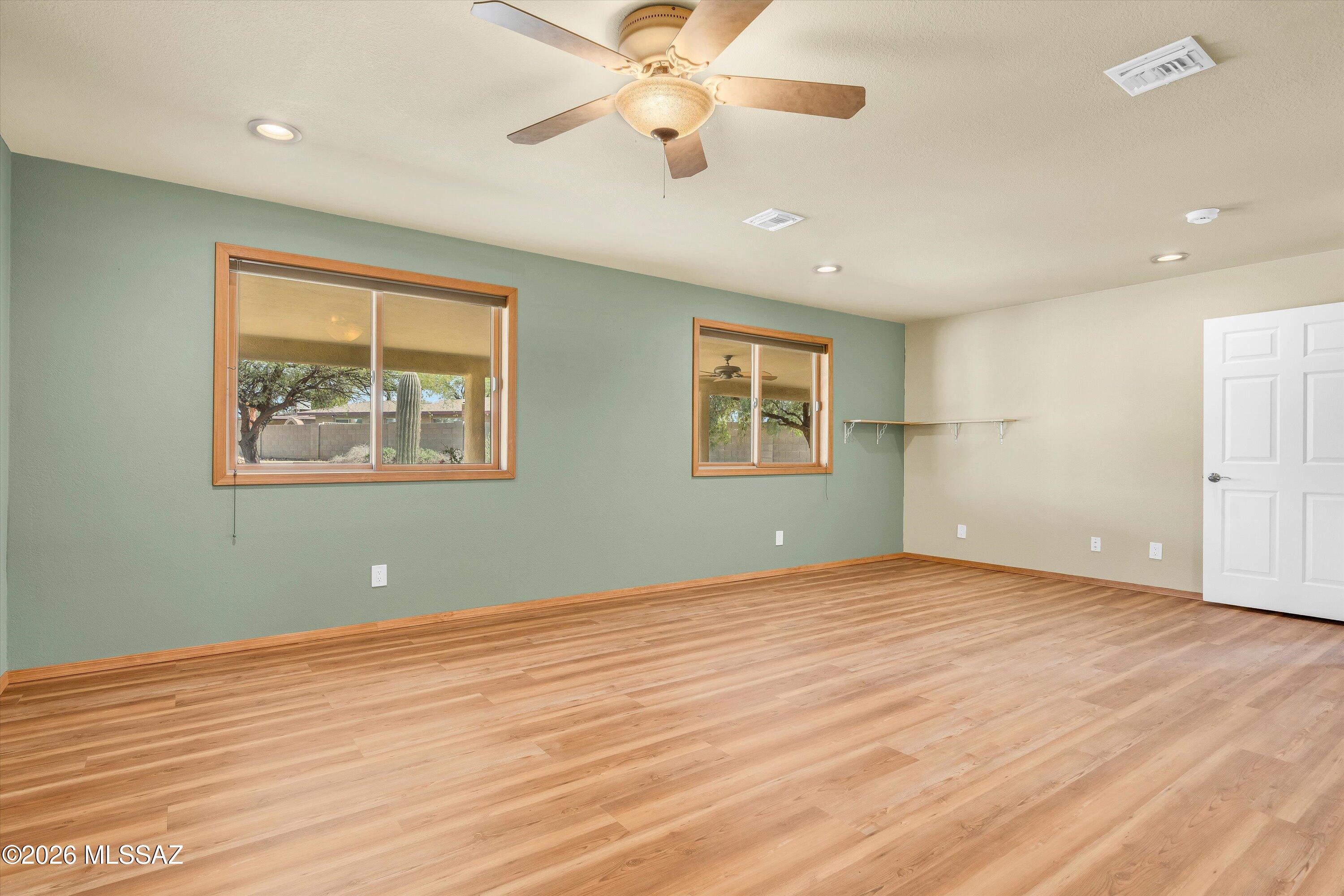 Lincoln Ridge (1-207) - Residential