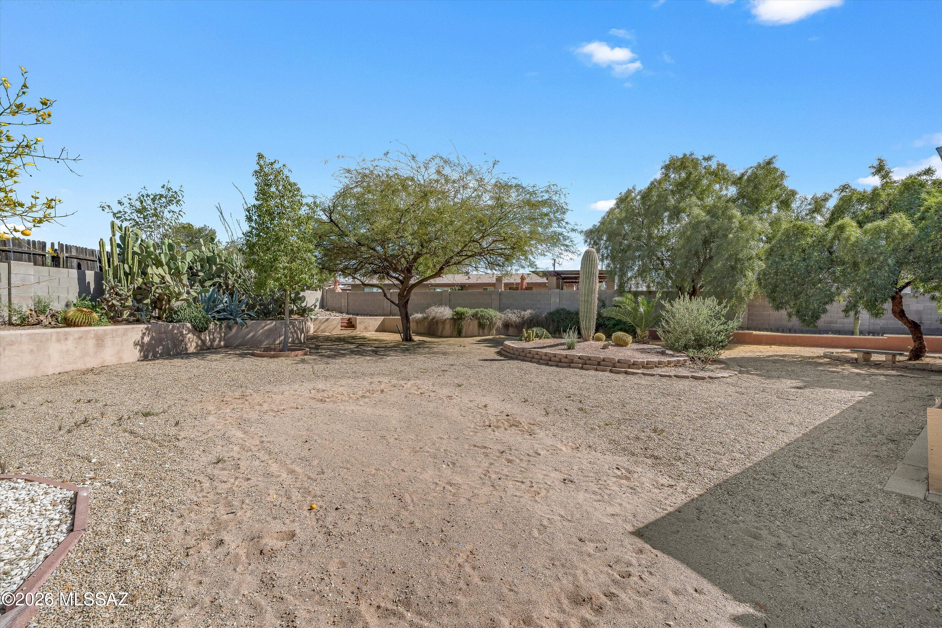 Lincoln Ridge (1-207) - Residential