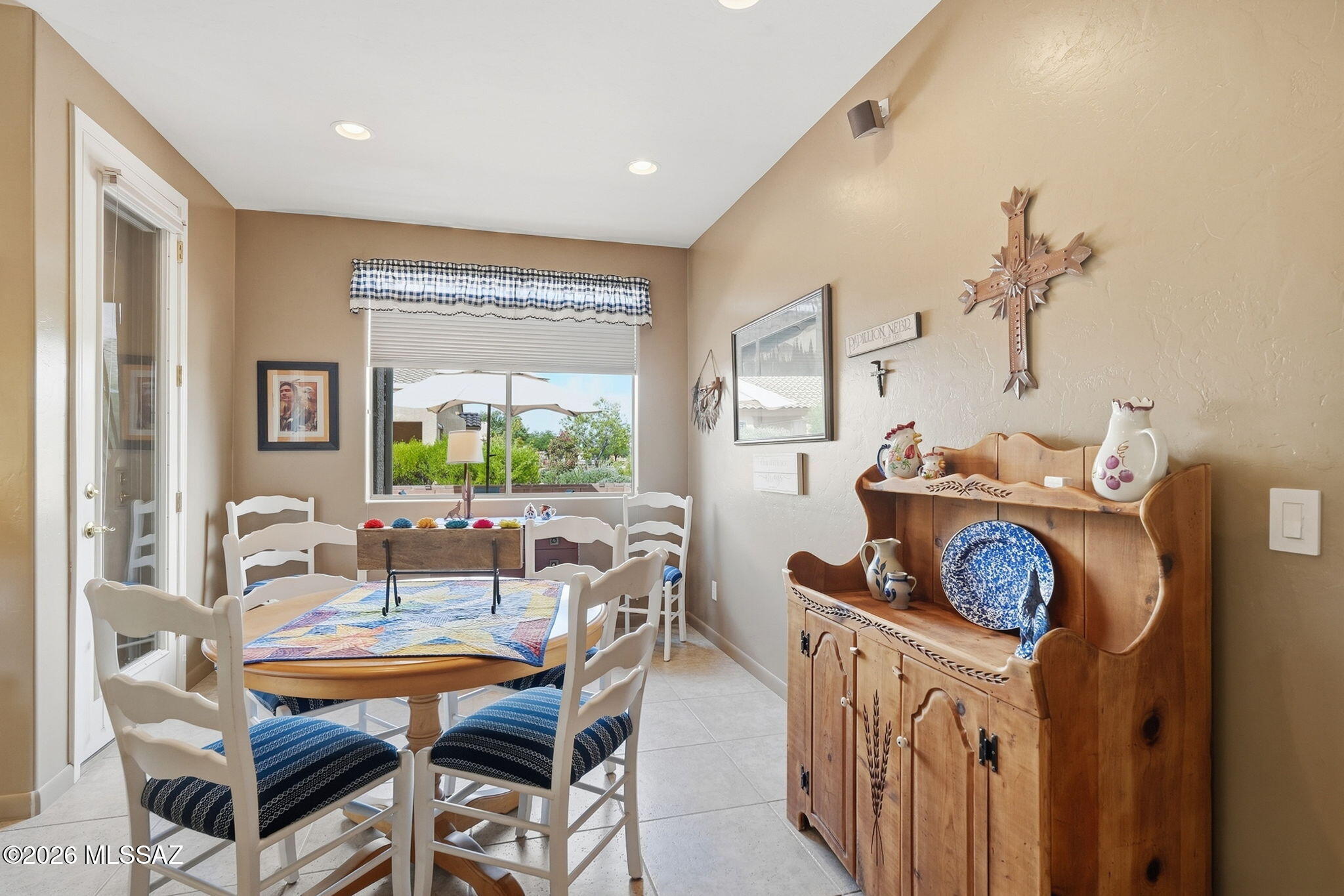 Las Campanas Village (1-111) - Residential