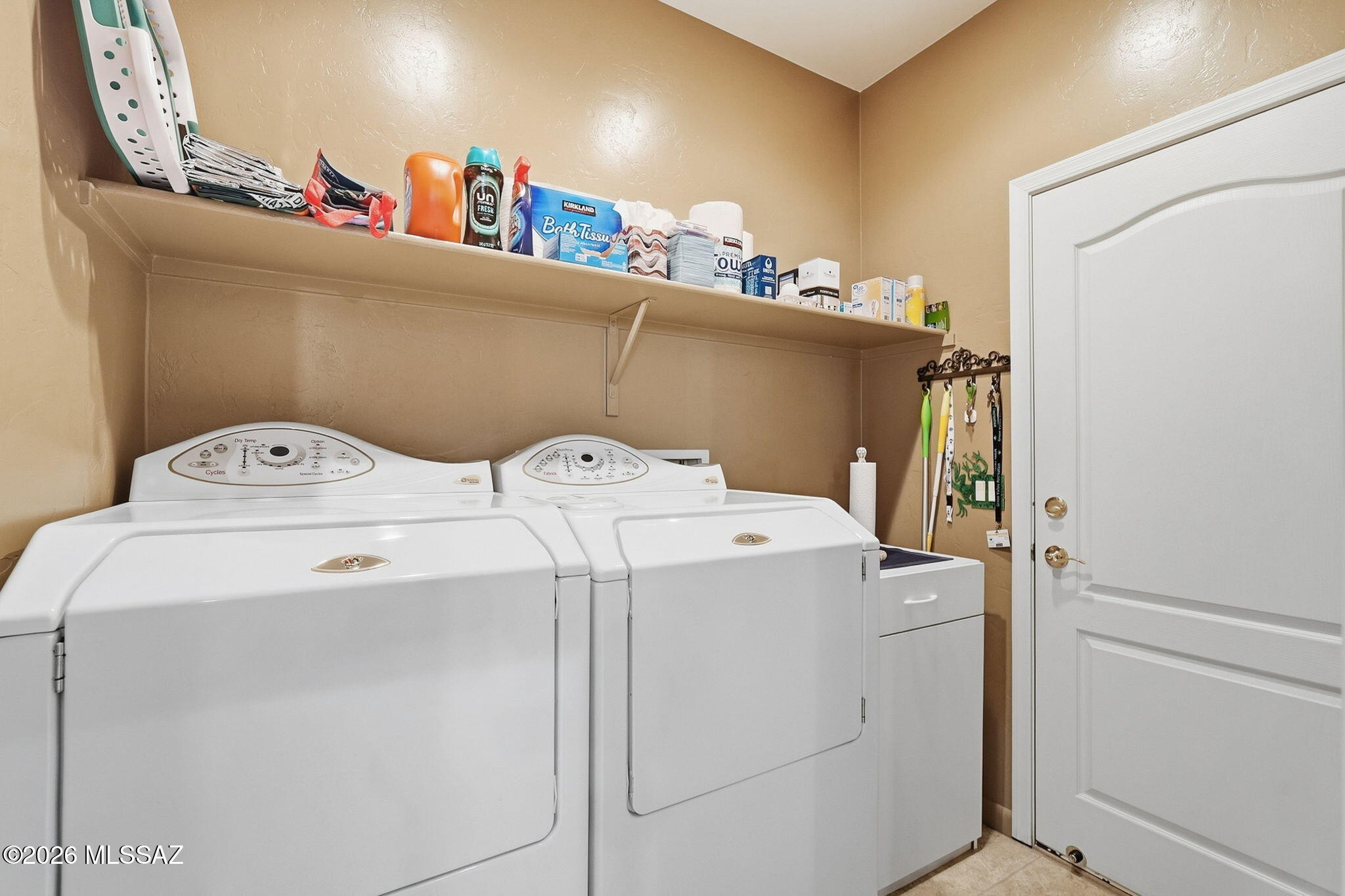 Las Campanas Village (1-111) - Residential