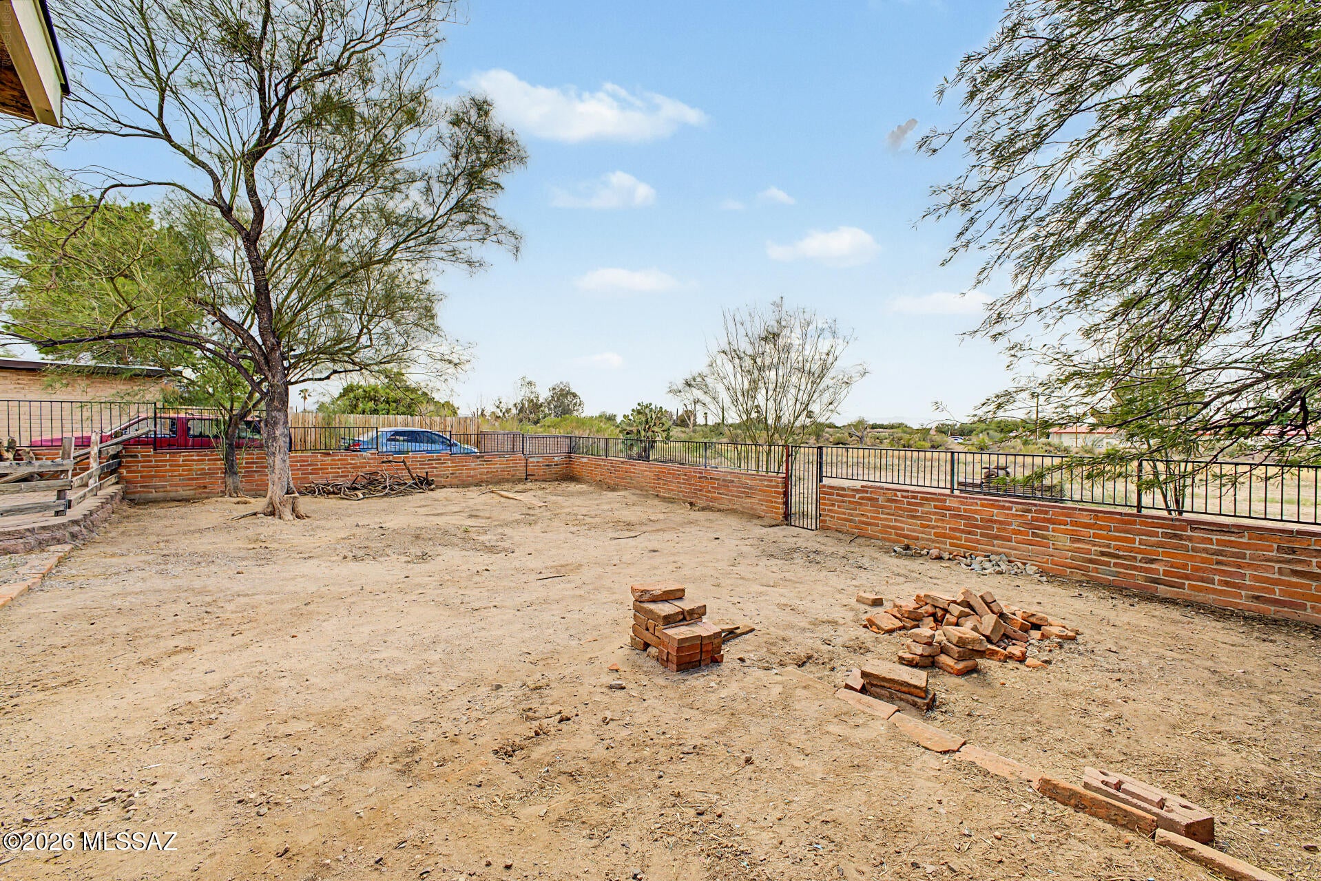New Tucson Unit NO. 4 (1-203) - Residential