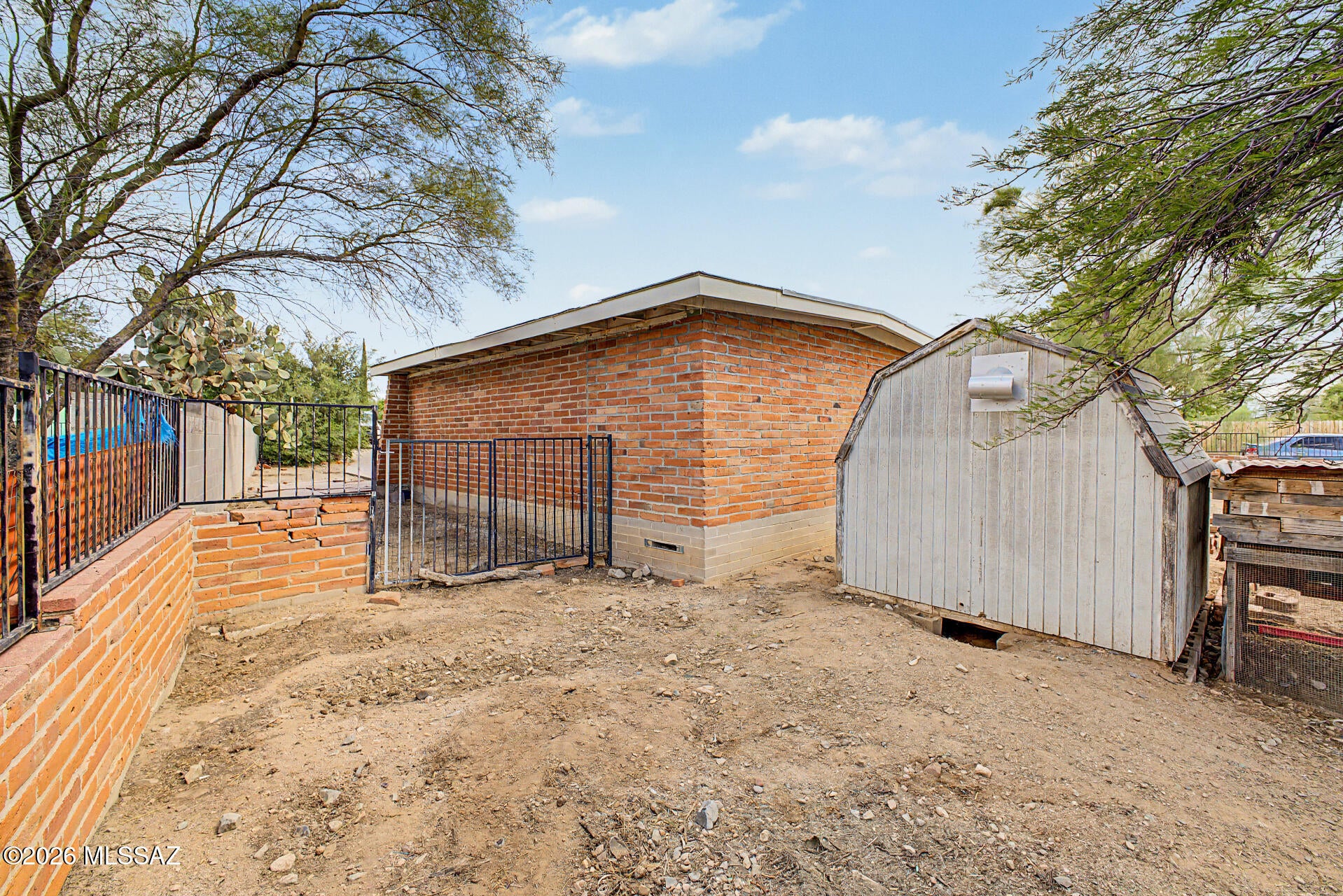 New Tucson Unit NO. 4 (1-203) - Residential