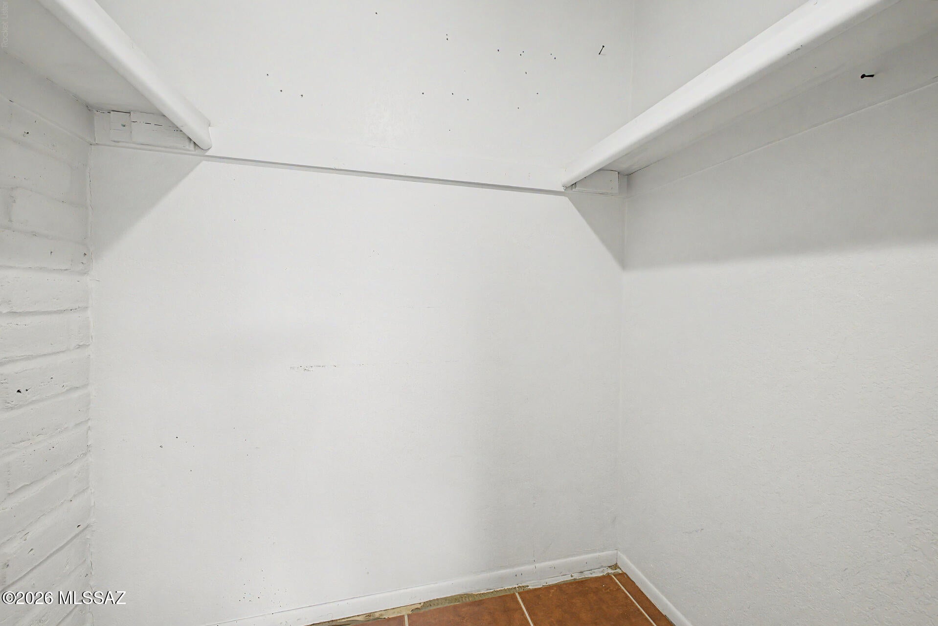New Tucson Unit NO. 4 (1-203) - Residential