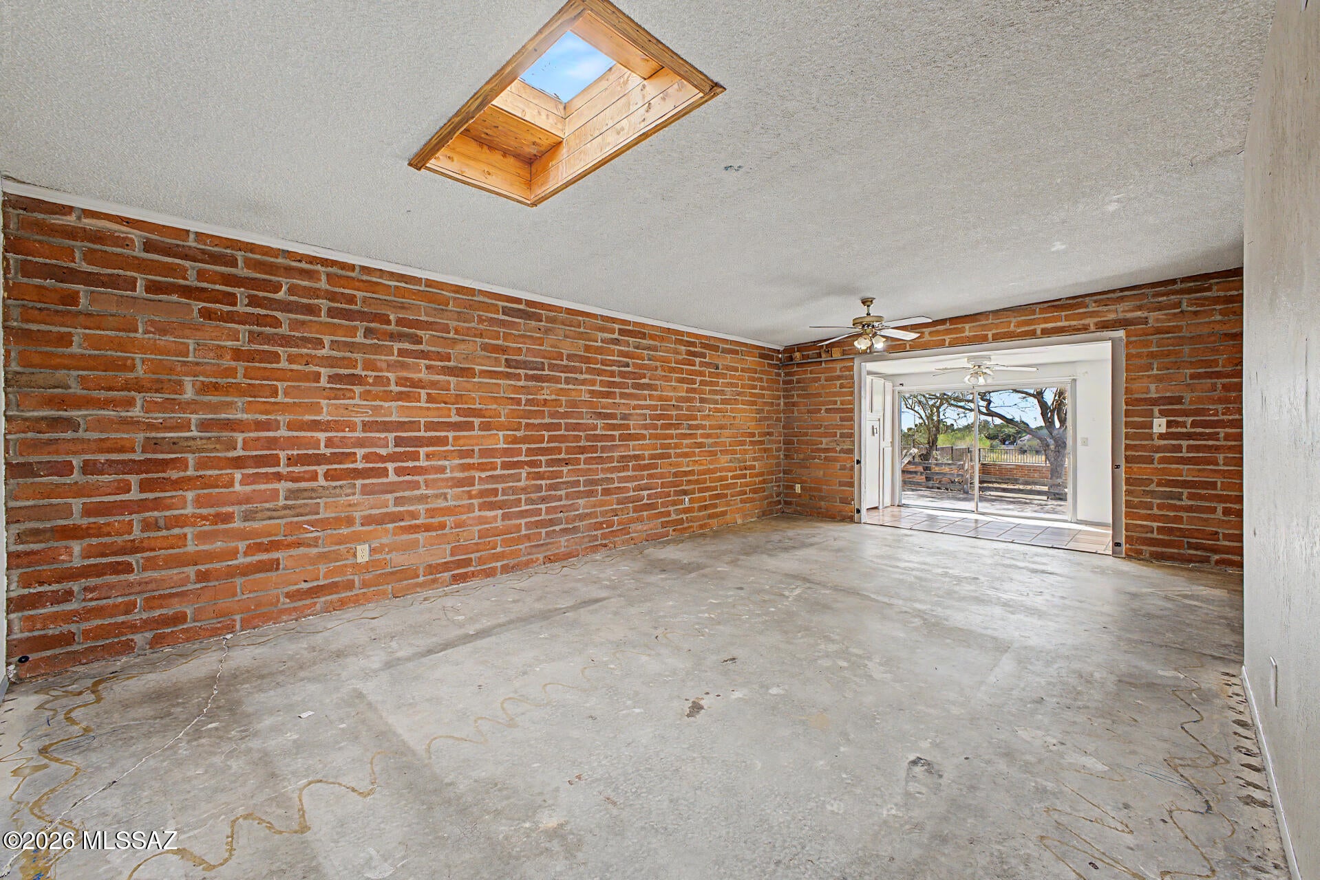 New Tucson Unit NO. 4 (1-203) - Residential
