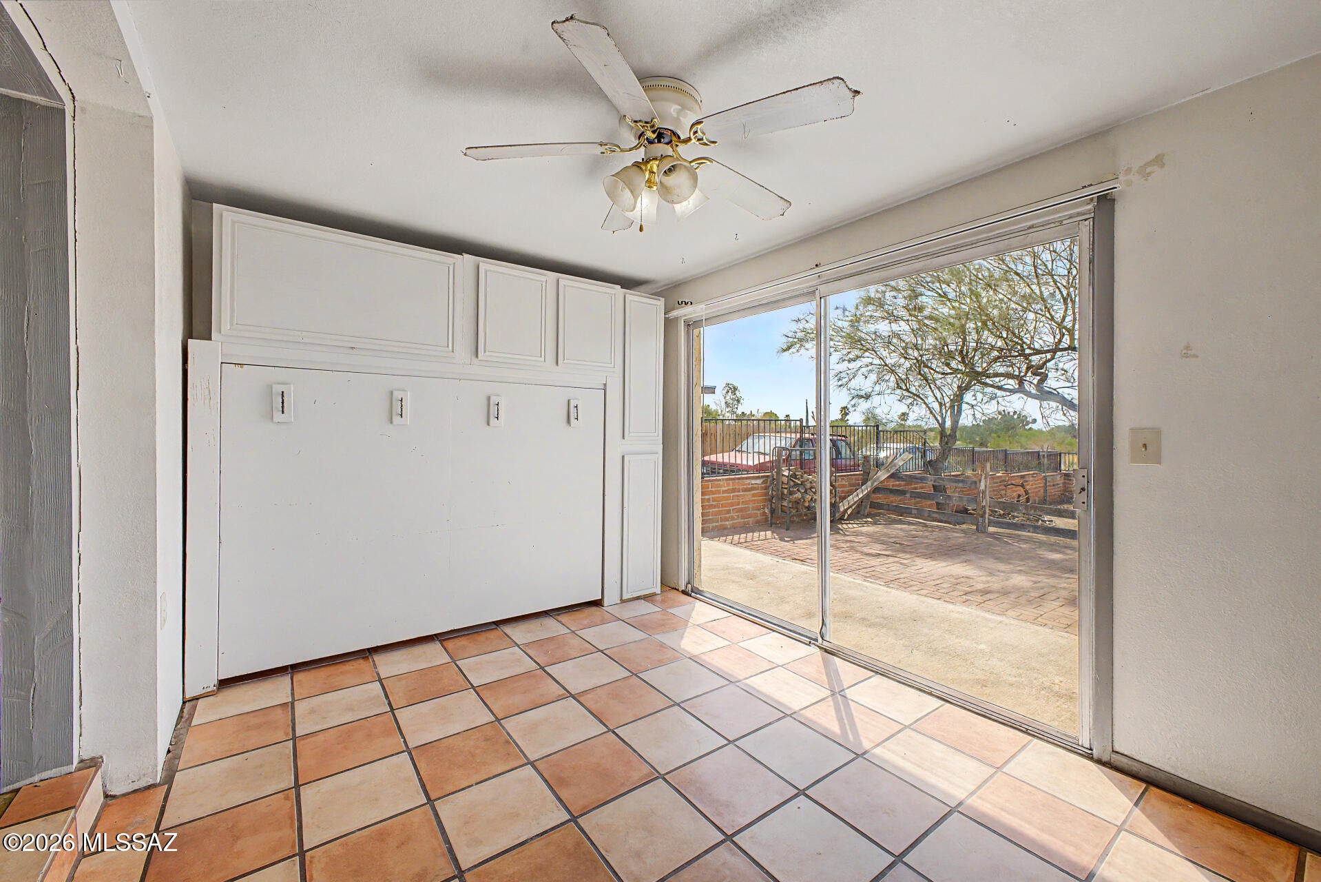 New Tucson Unit NO. 4 (1-203) - Residential