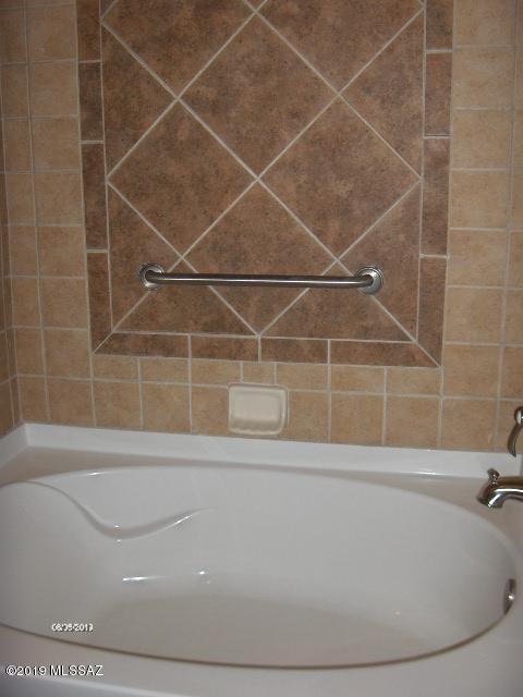 Barrio de Tubac - Residential Lease