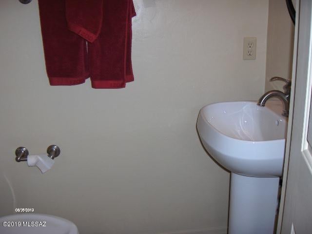 Barrio de Tubac - Residential Lease