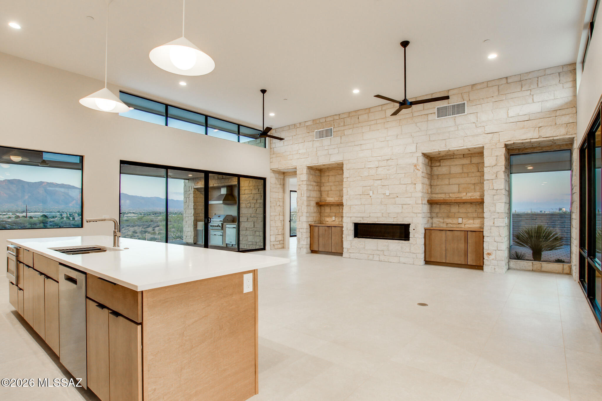 Las Nubes - Residential