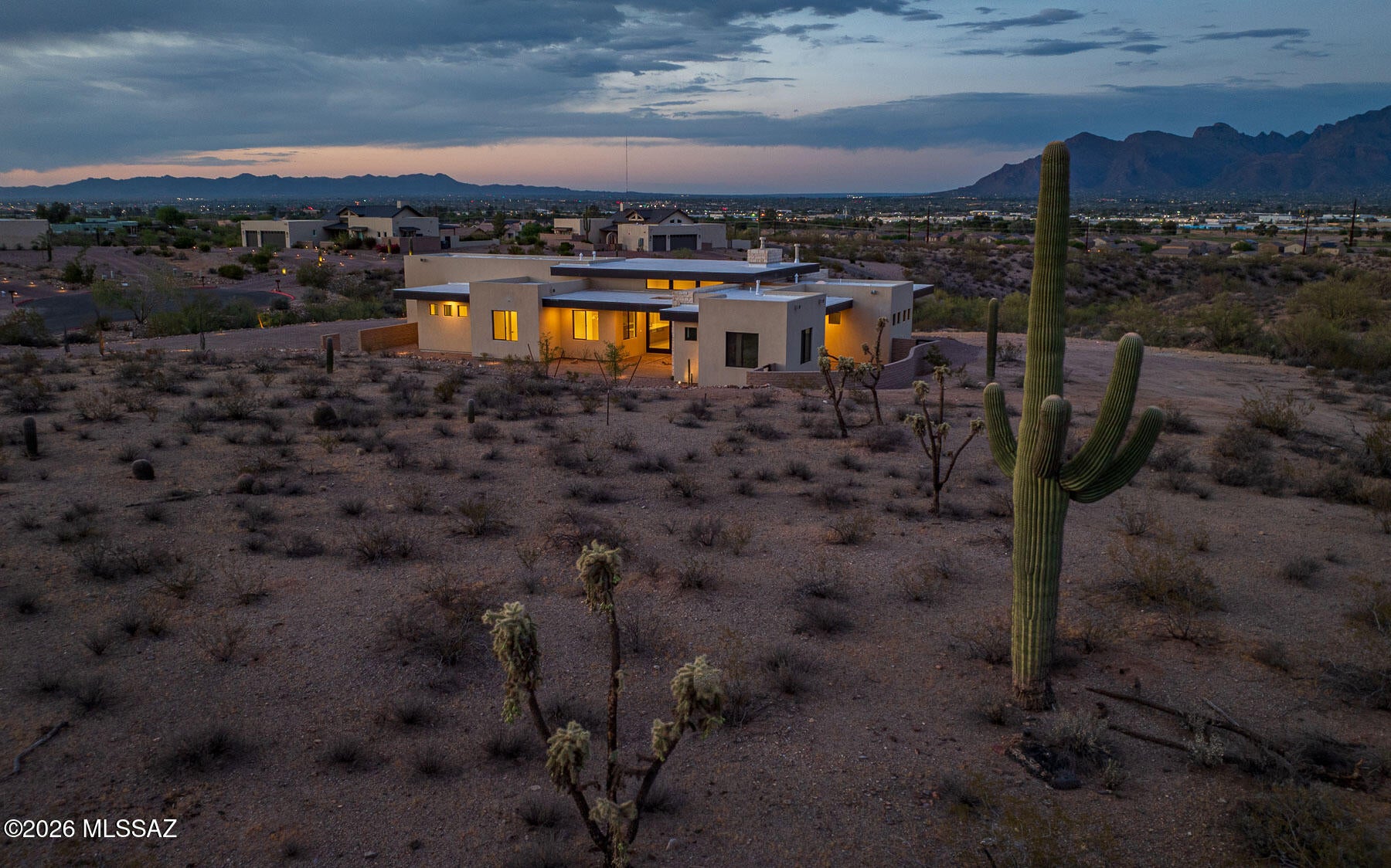 Las Nubes - Residential