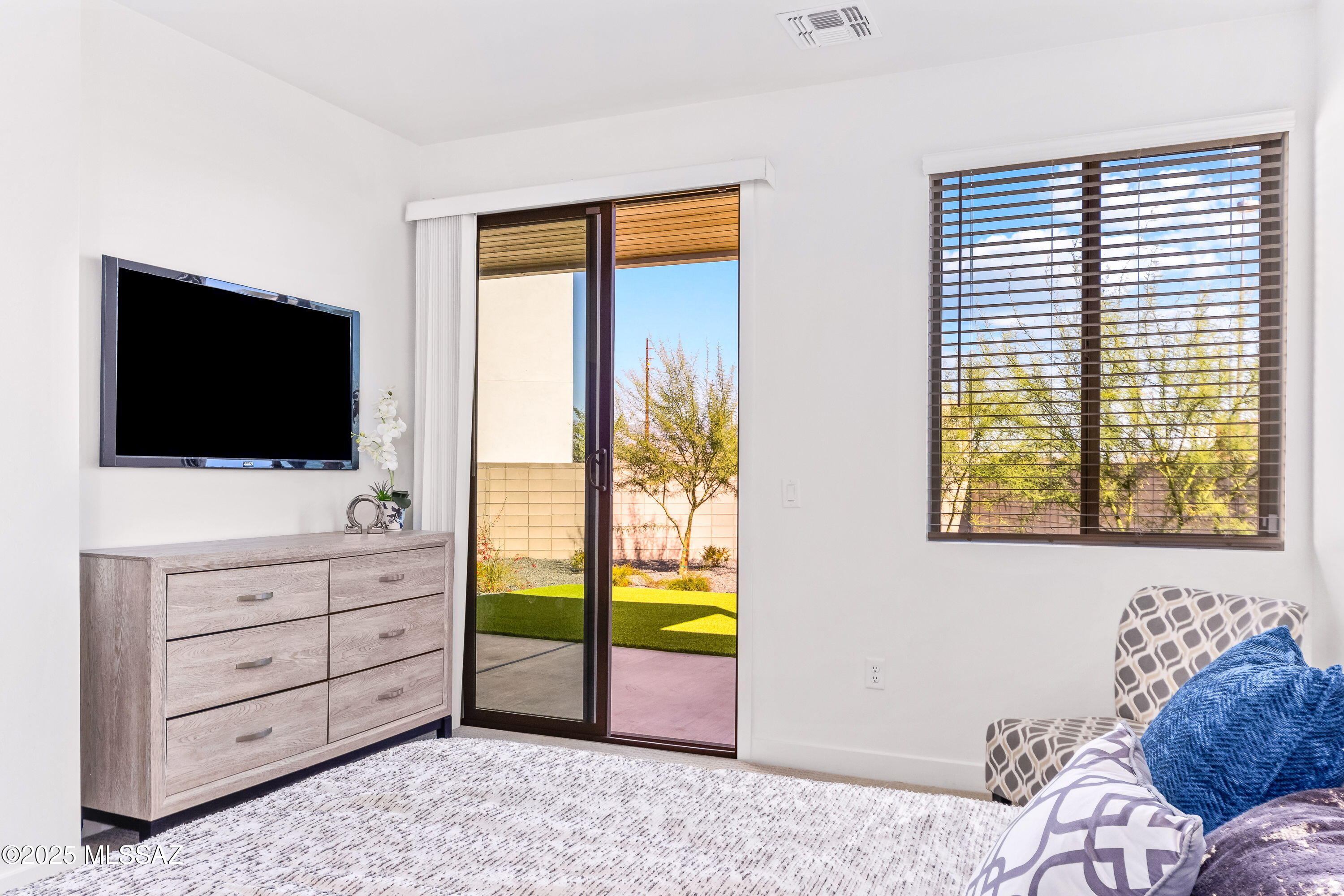 Pearl at the Bridges - Residential
