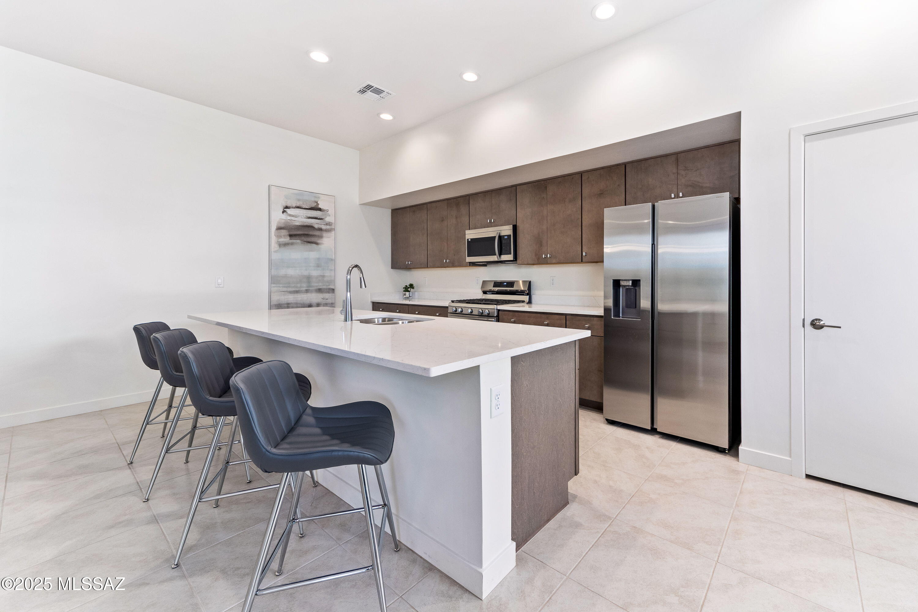 Pearl at the Bridges - Residential
