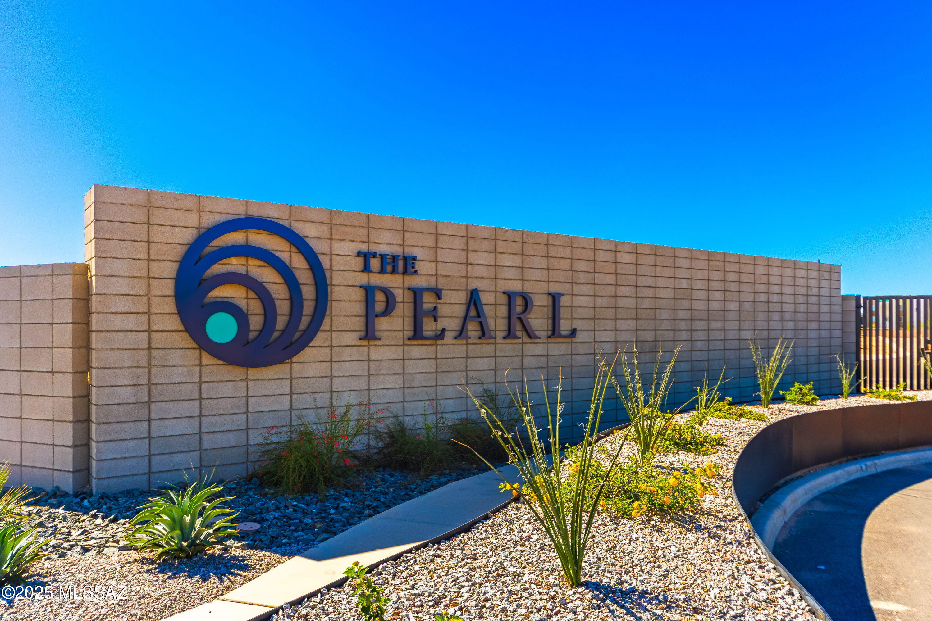 Pearl at the Bridges - Residential