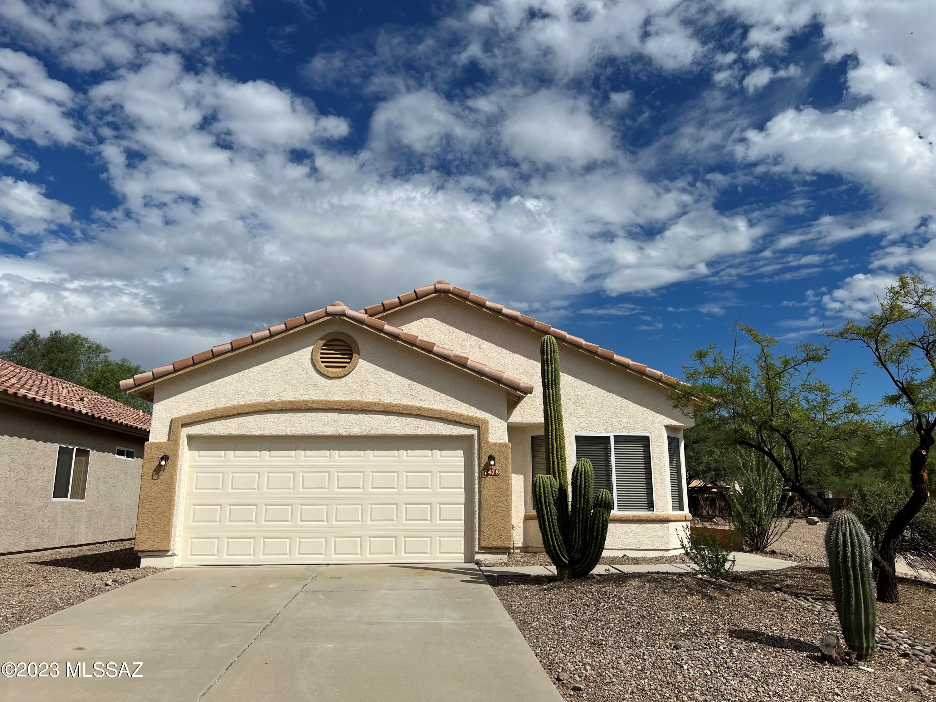 AVAILABLE NOW!
** All Atlas Real Estate residents are enrolled in the Resident Benefits Package (RBP) at a monthly rate of $49.99/month with a one-time utility set-up fee of $30. Fee includes Smart rent, (for applicable properties) HVAC air filter delivery (for applicable properties), utility concierge service making utility connection a breeze during your move-in, our best-in-class resident rewards program, and much more! More details upon application. ** Renters Insurance Required
Pet Policy: (Pet screening application required) Pets accepted! $300 one time pet fee (per pet) is due at the time of move in. As low as $35 monthly pet rent (per pet).