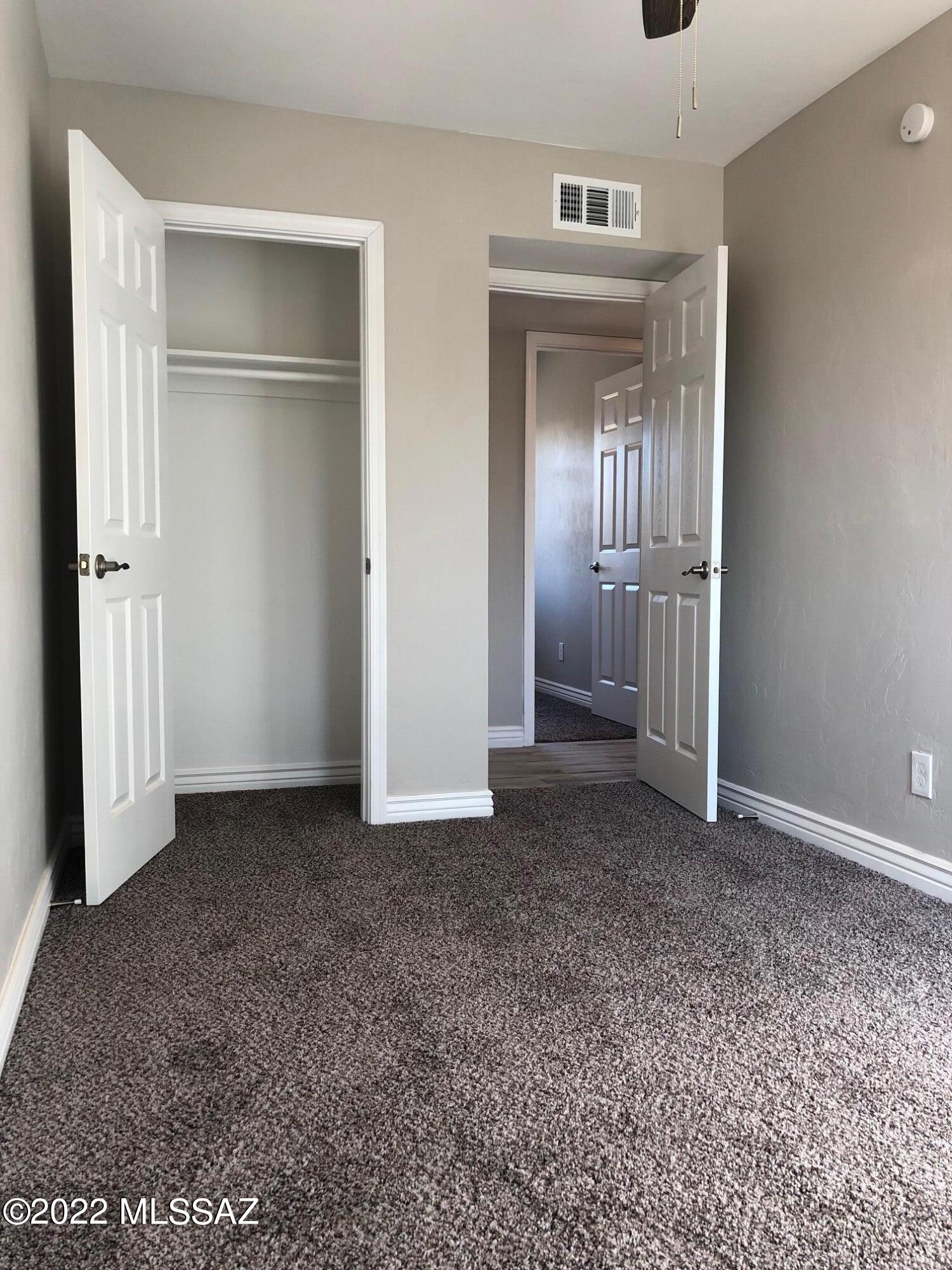 Metropolitan No.1 (60-257) - Residential Lease