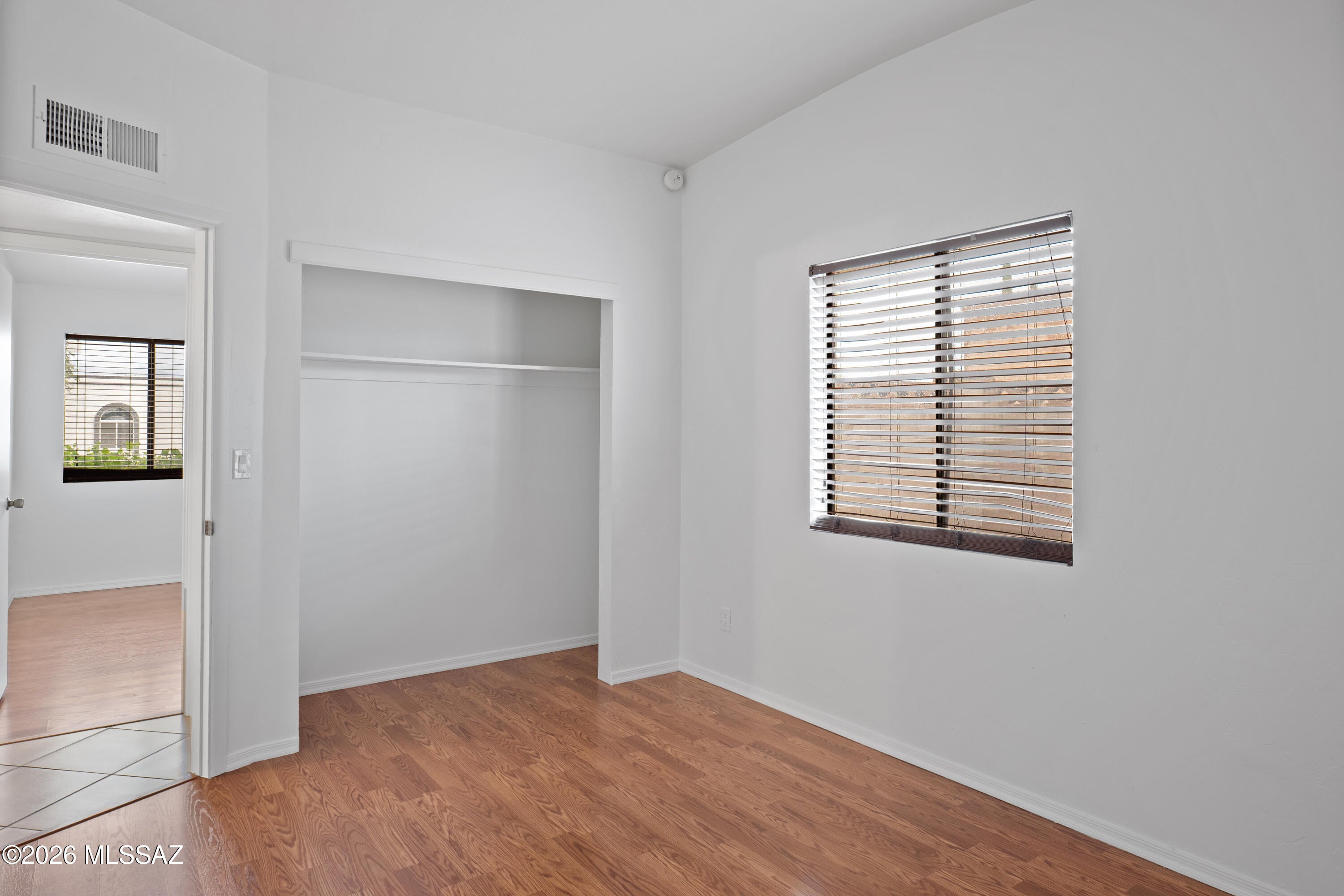 Broadway East (1-112) - Residential