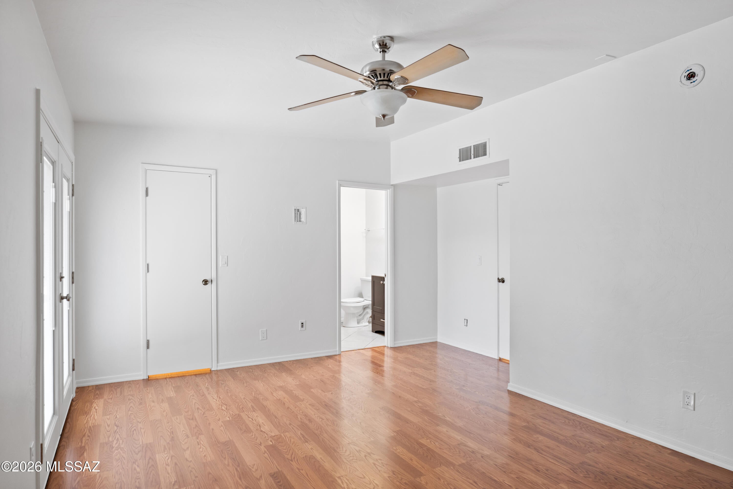 Broadway East (1-112) - Residential