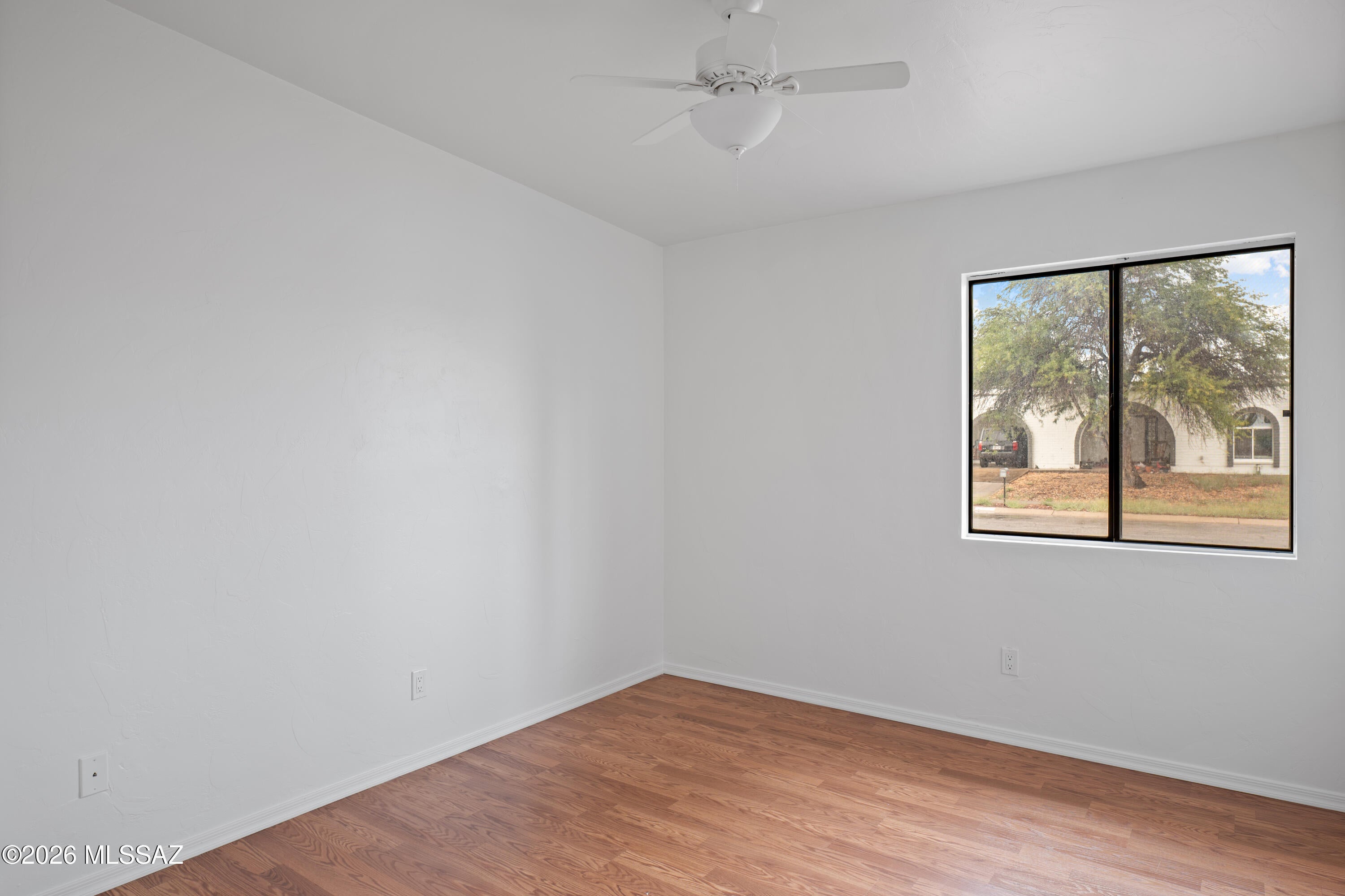 Broadway East (1-112) - Residential