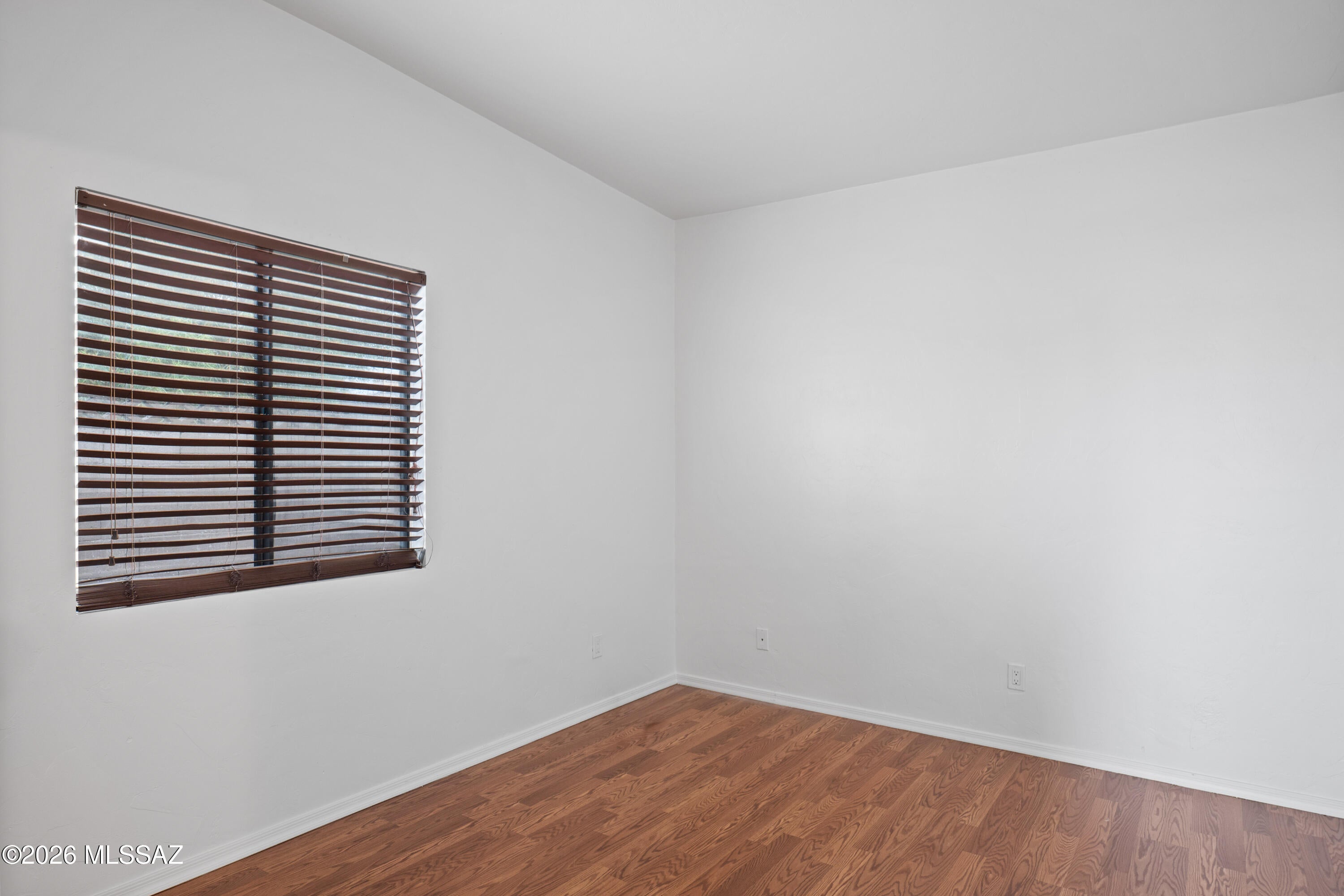 Broadway East (1-112) - Residential
