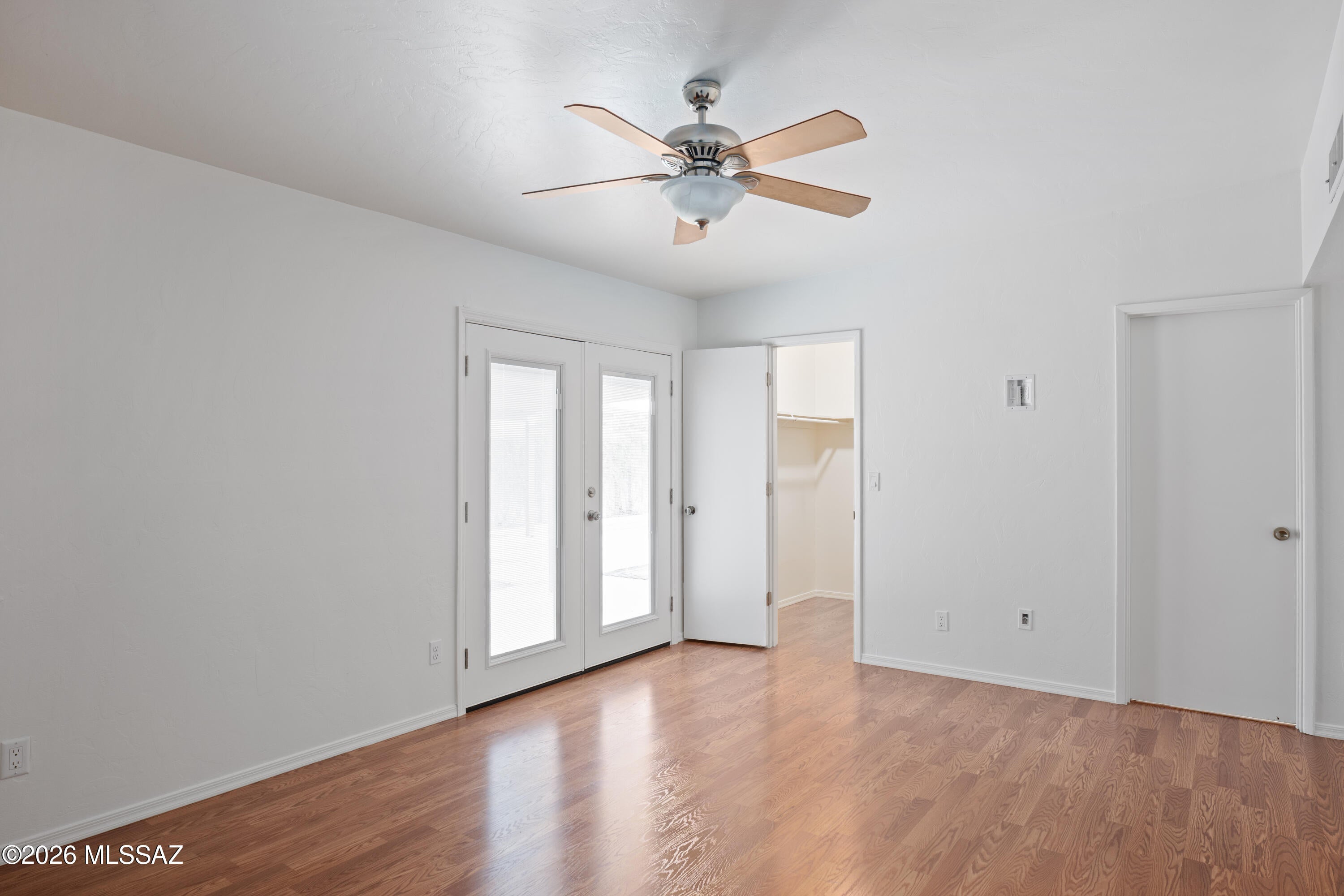 Broadway East (1-112) - Residential