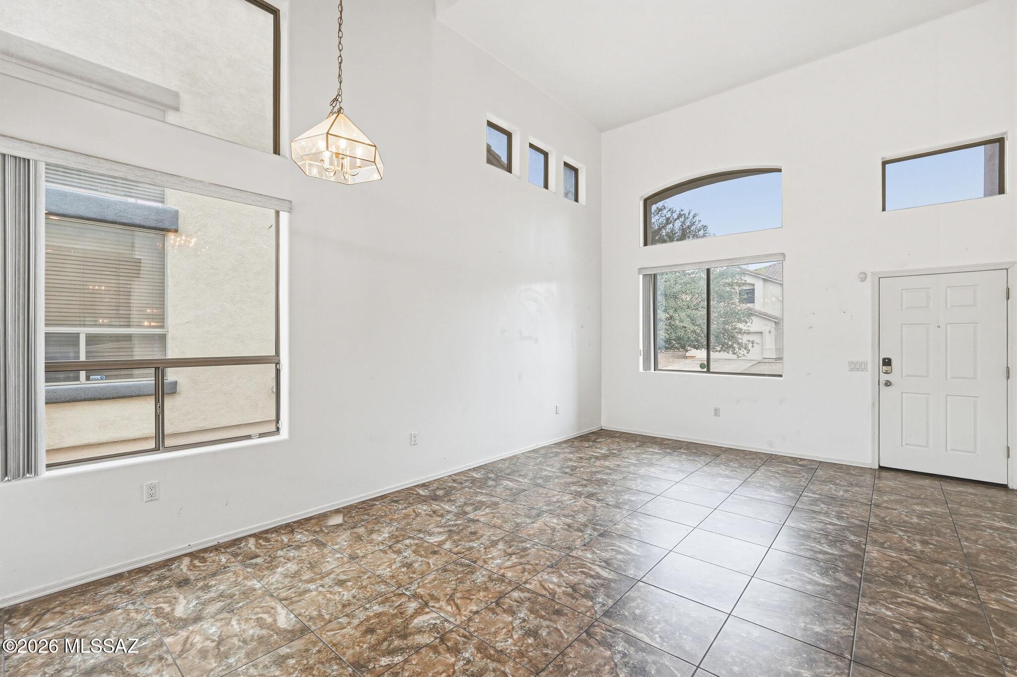 Presidio De La Luna (1-89) - Residential