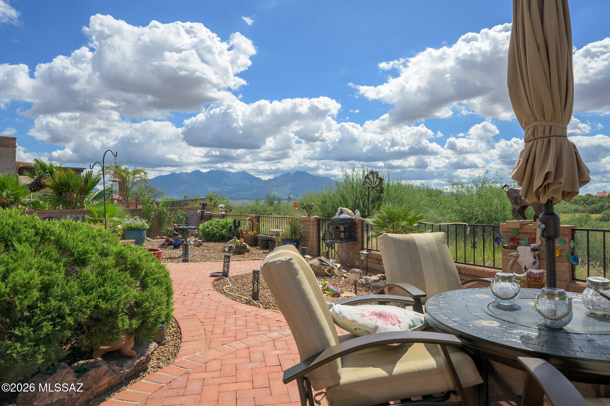 Canoa Hills Townhomes (65-143) - Residential