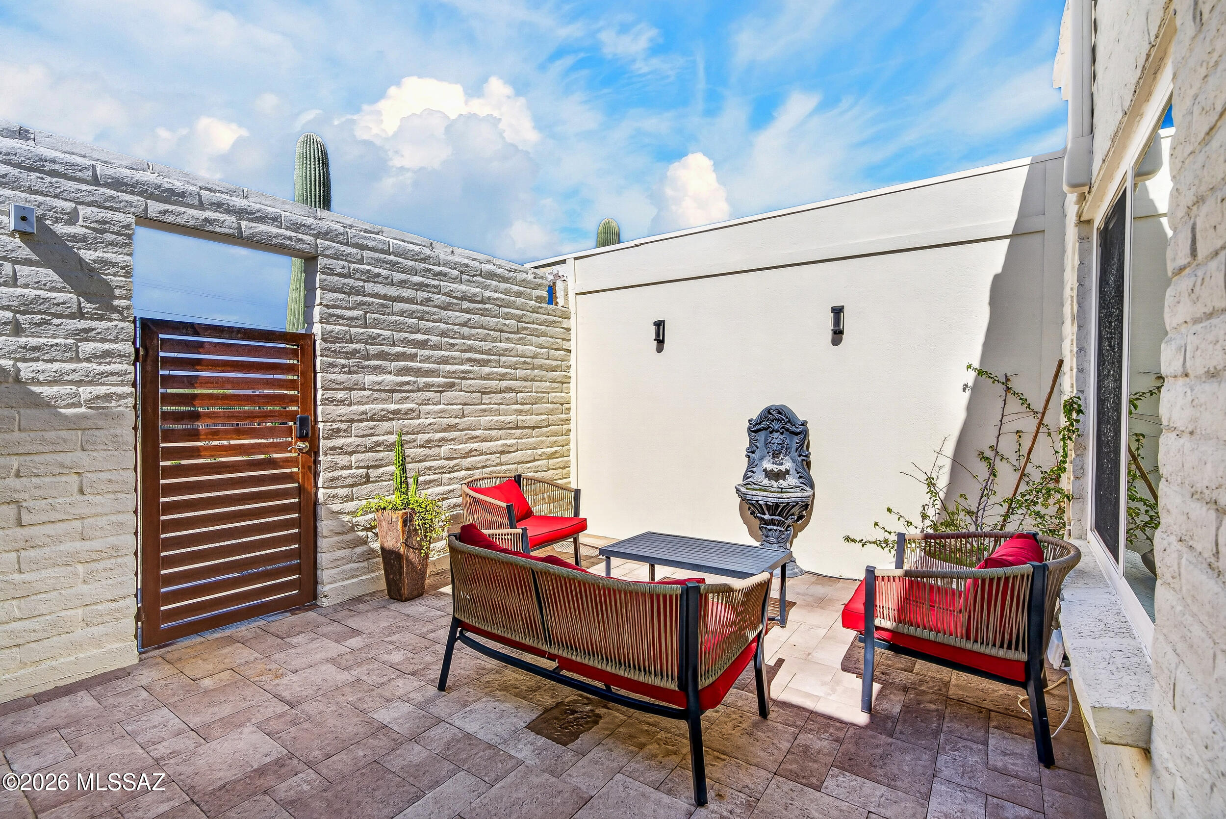 La Colina Estates - Residential