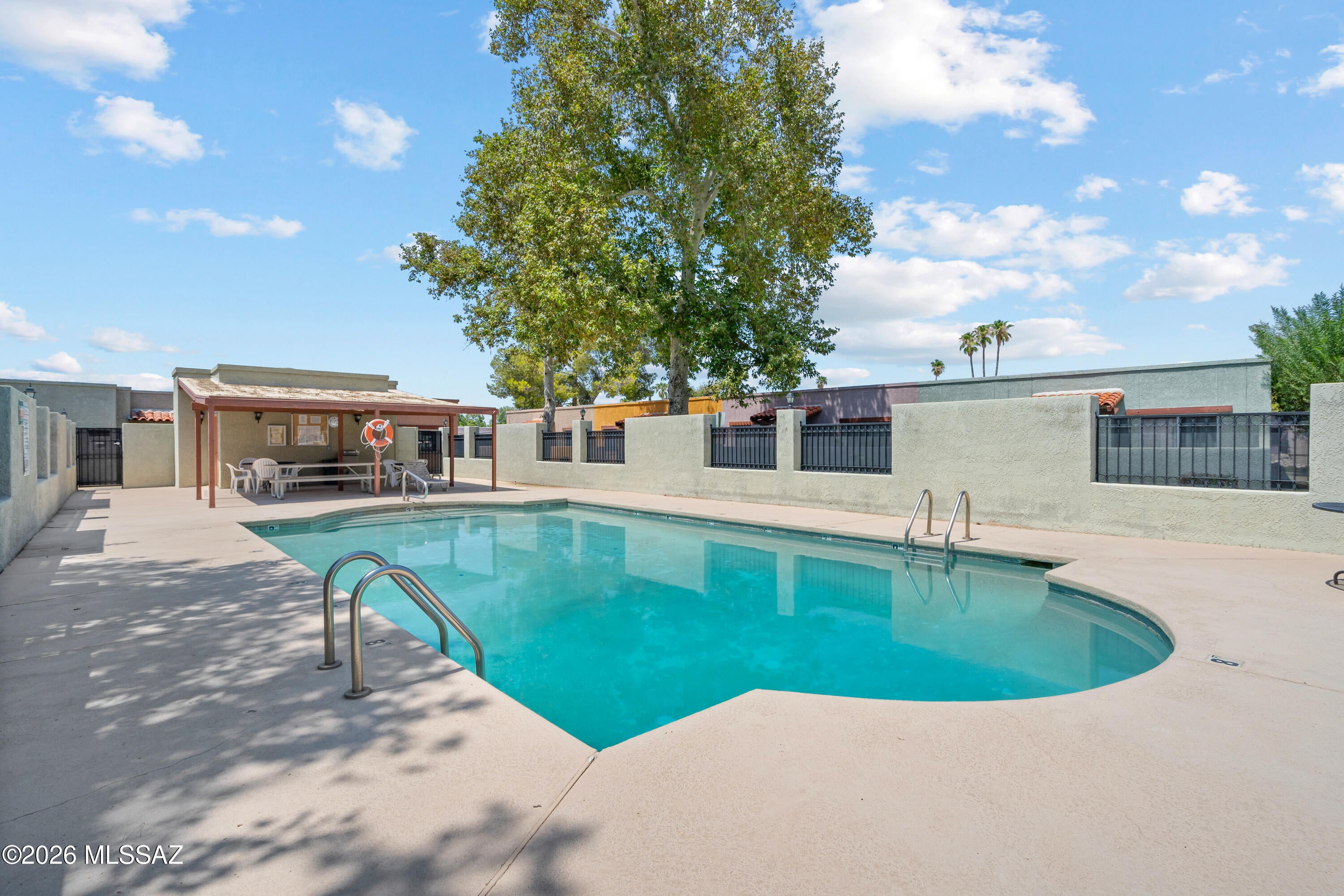 Spanish Meadows Twnhss (1-105) - Residential