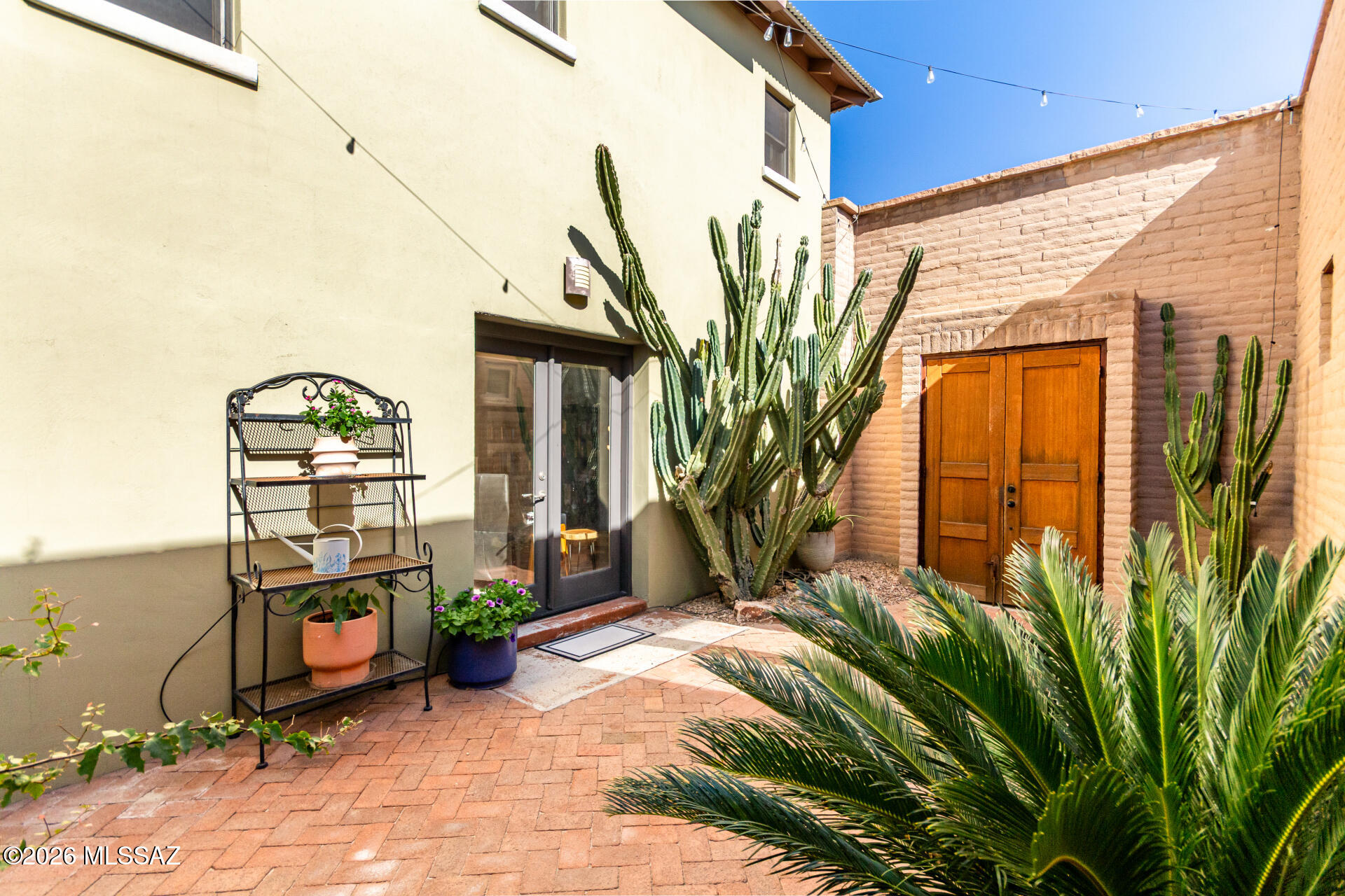 Mercado District of Menlo Park Blks A-D (1-100) - Residential