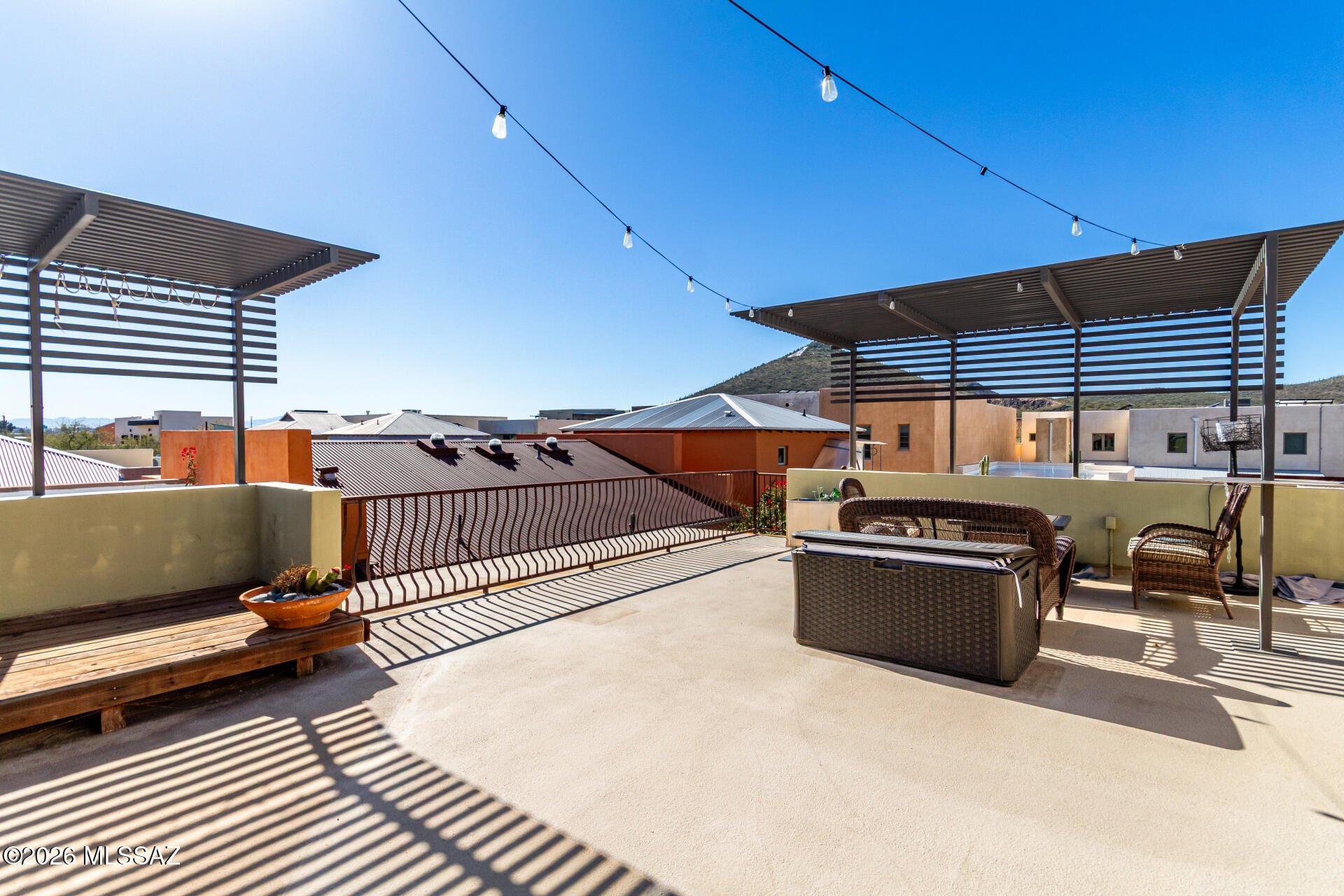 Mercado District of Menlo Park Blks A-D (1-100) - Residential