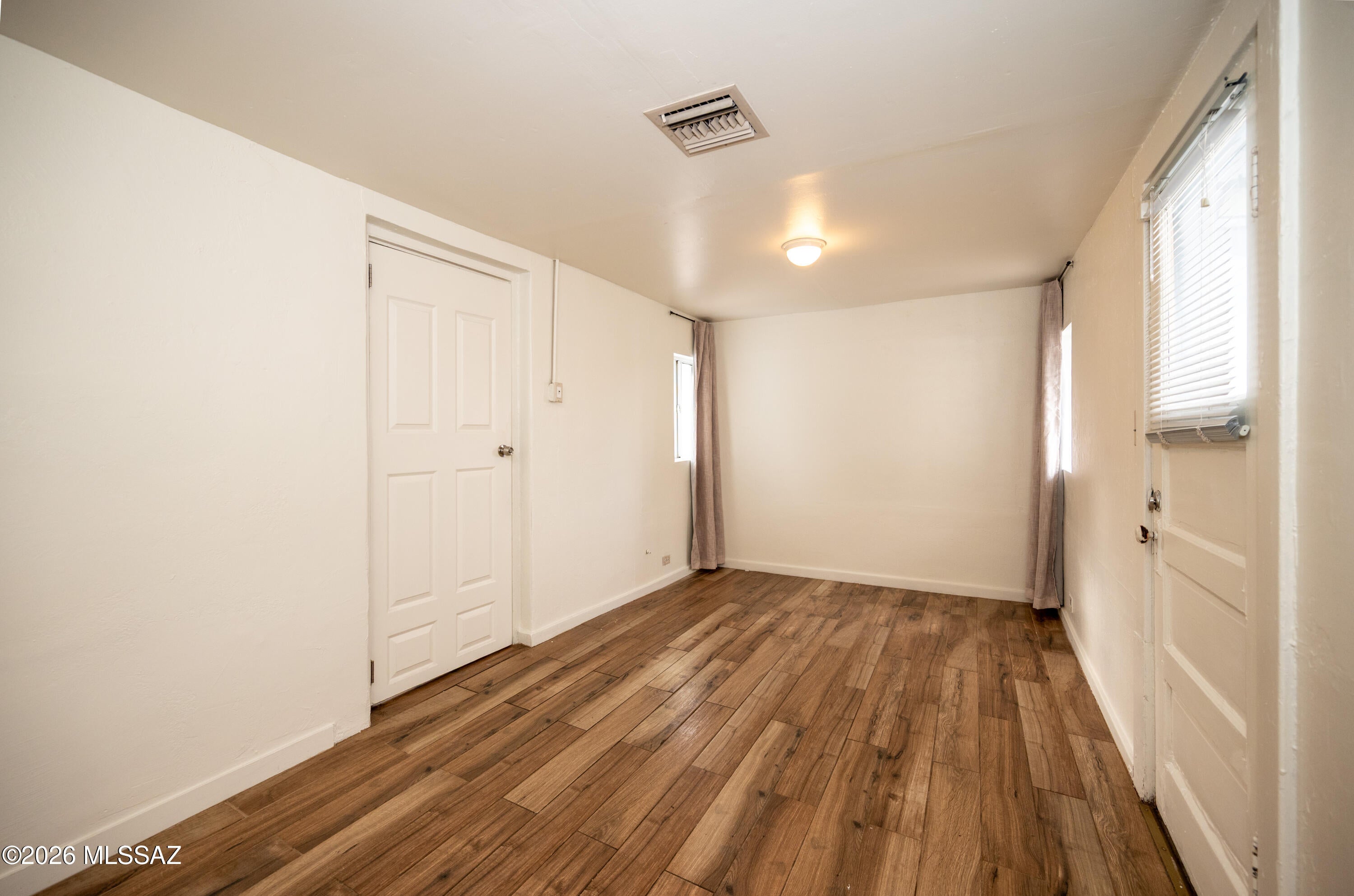 Buells - Residential Lease