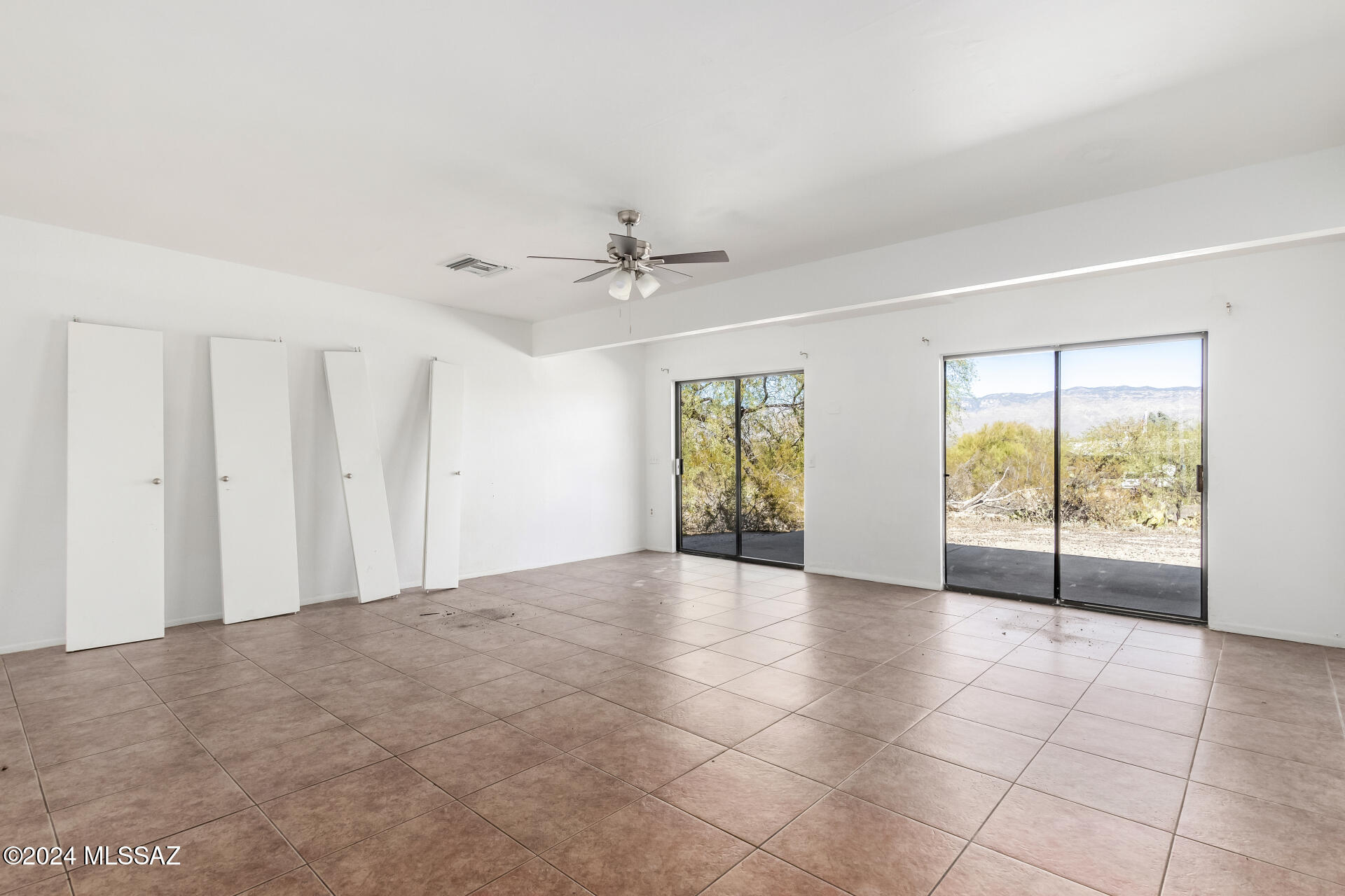 Rancho Del Este (1-128) - Residential