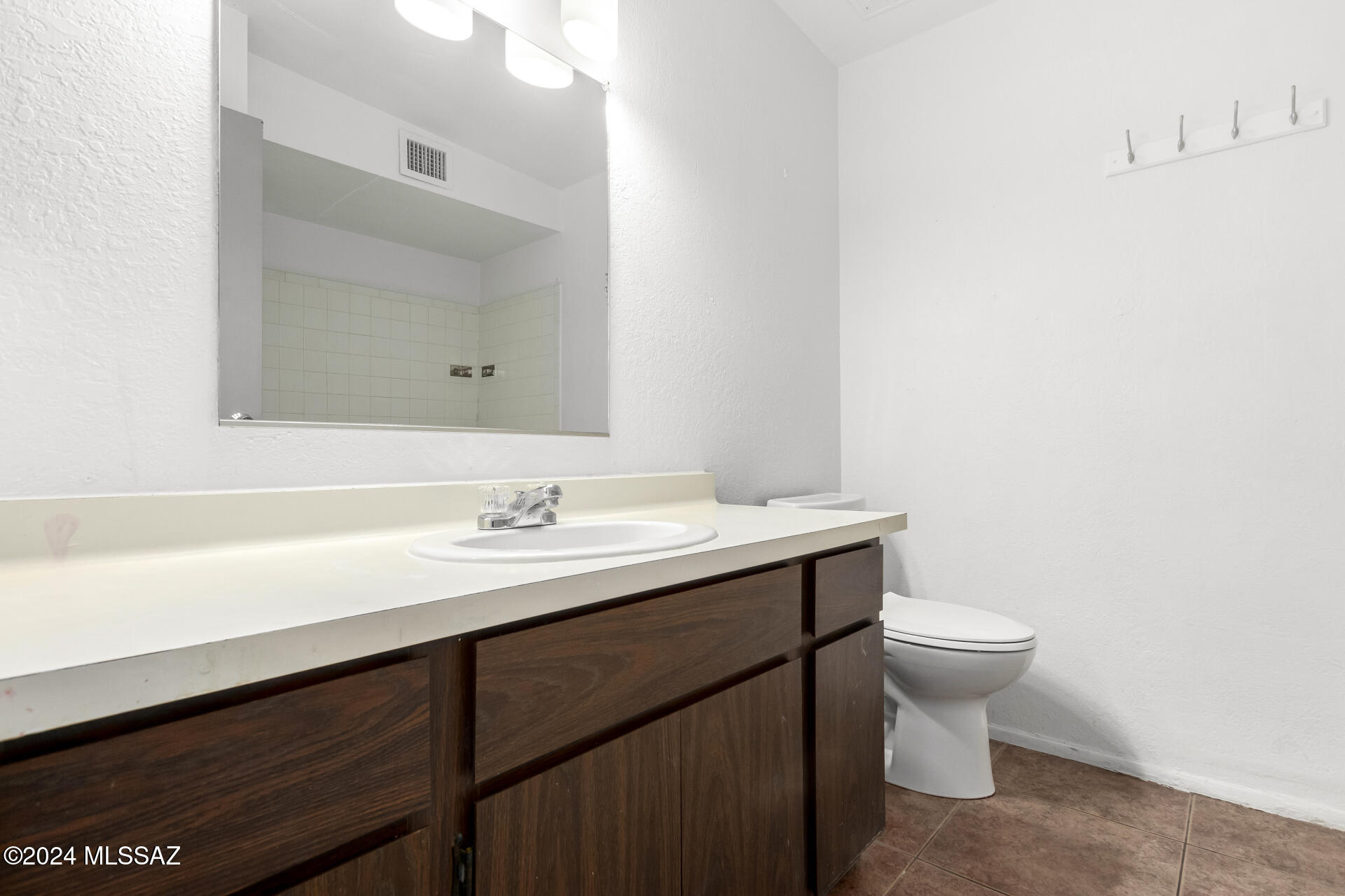 Rancho Del Este (1-128) - Residential