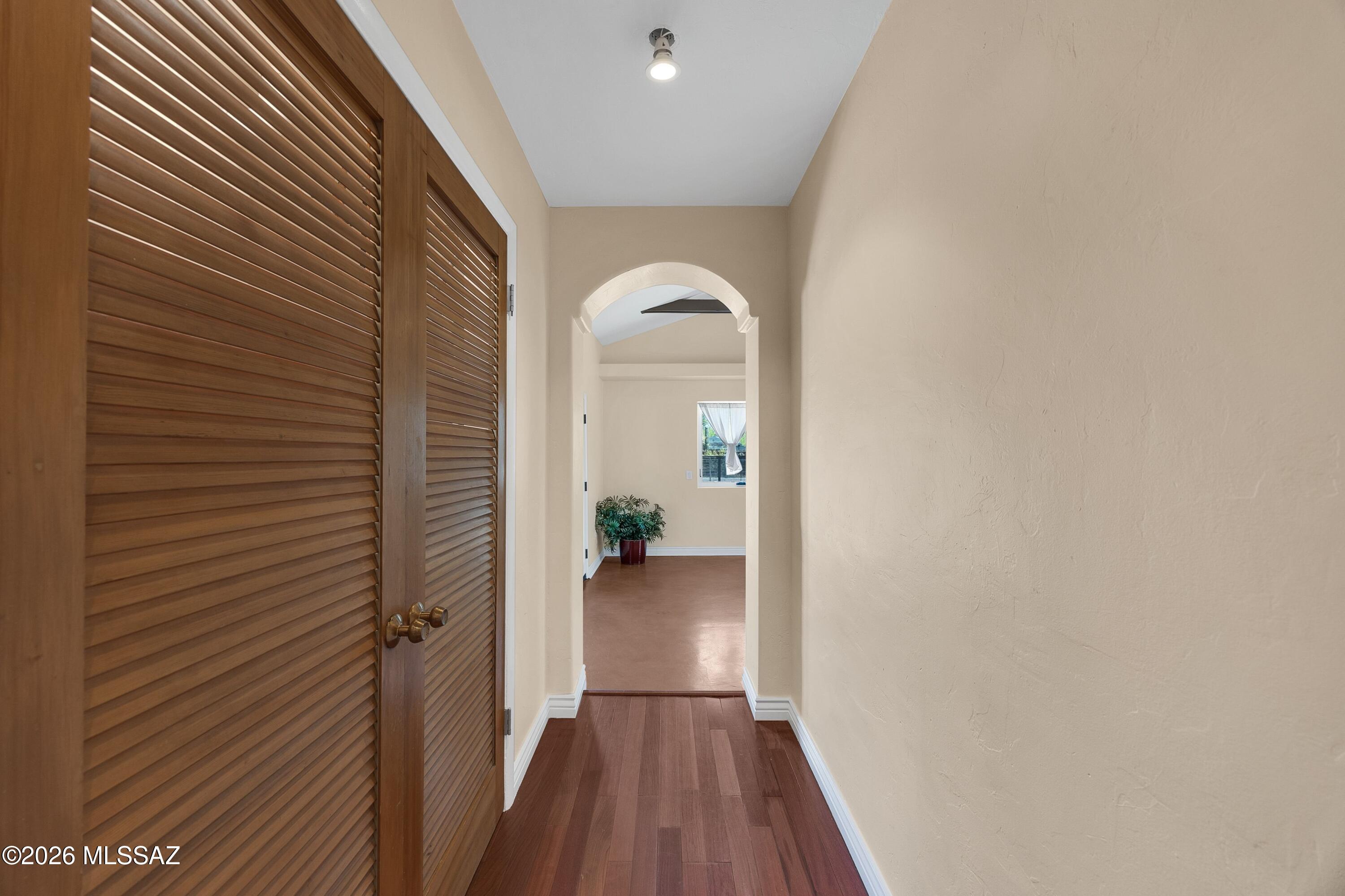 Casa Solariega - Residential