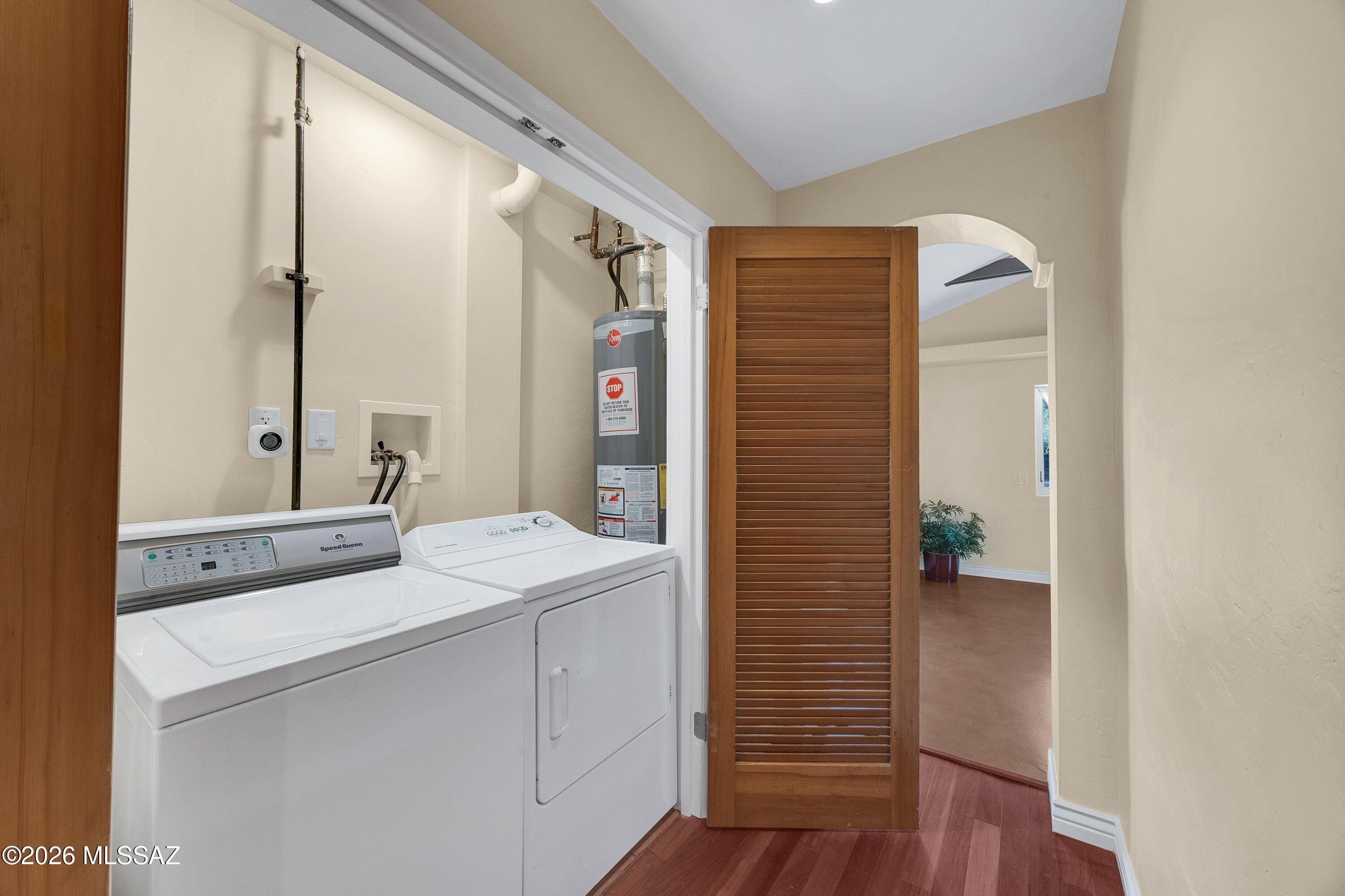 Casa Solariega - Residential
