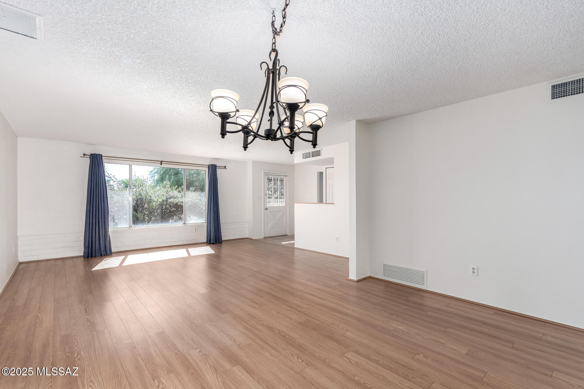 Carriage Hill West (1-49) - Residential