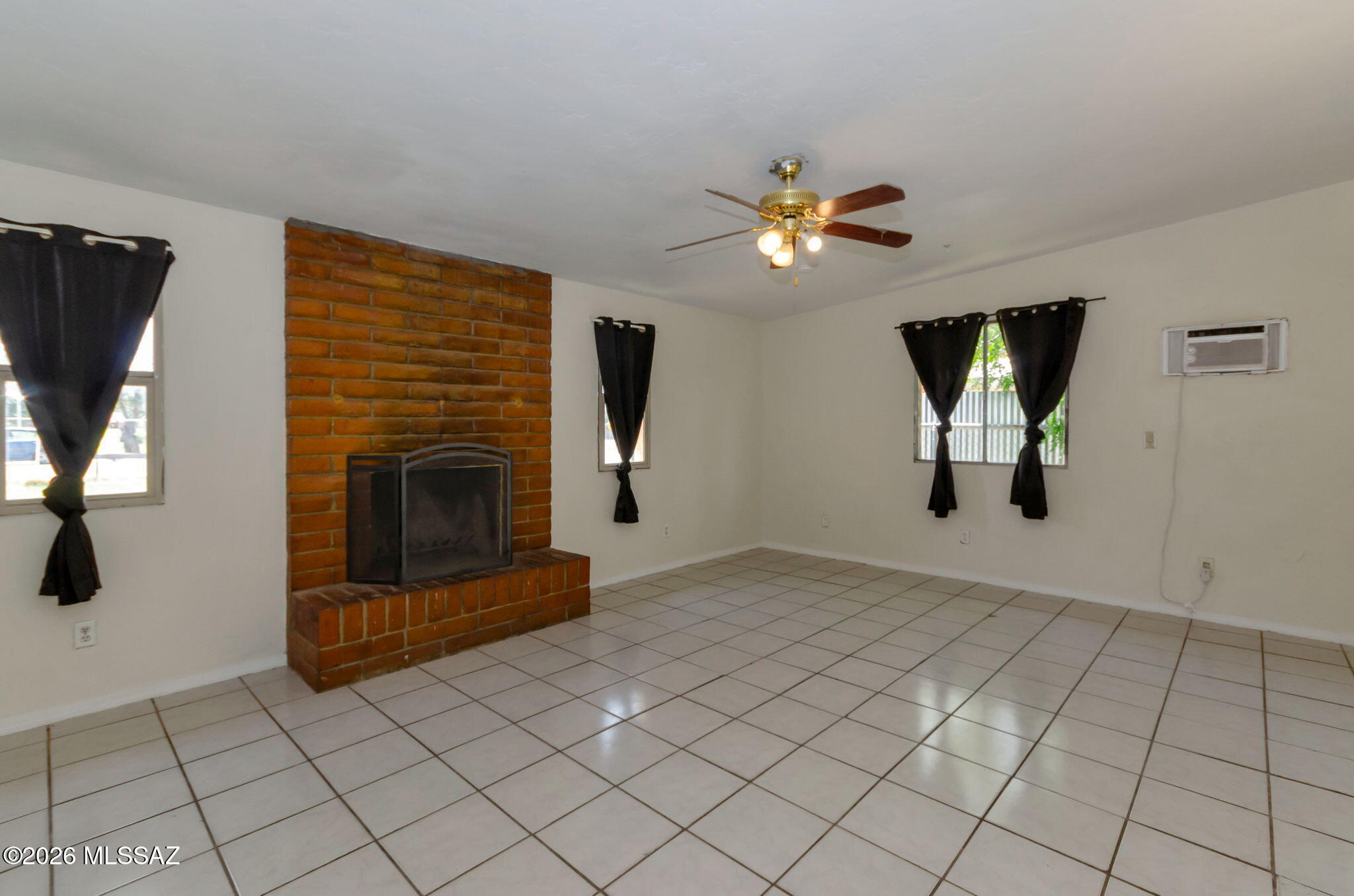 Pueblo Gardens - Residential