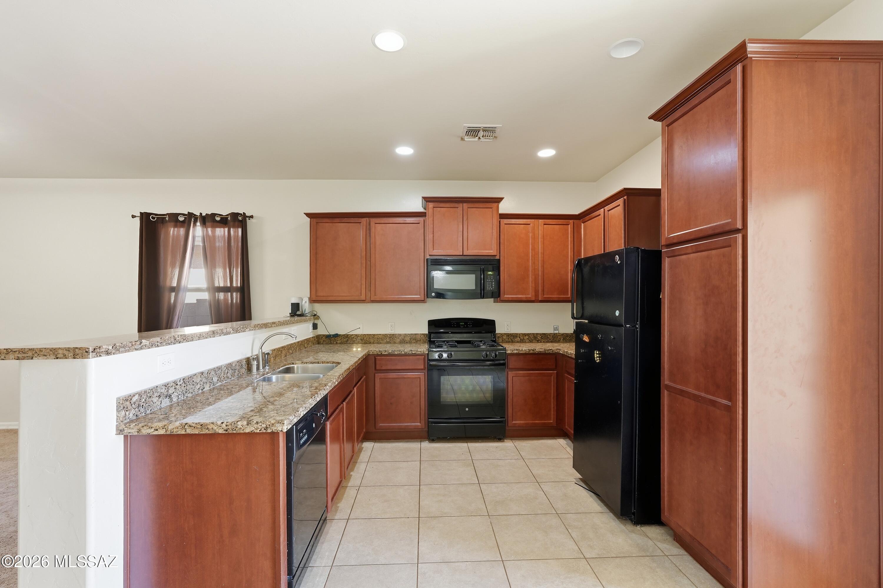 Caddis Haley Estates (1-161) - Residential Lease