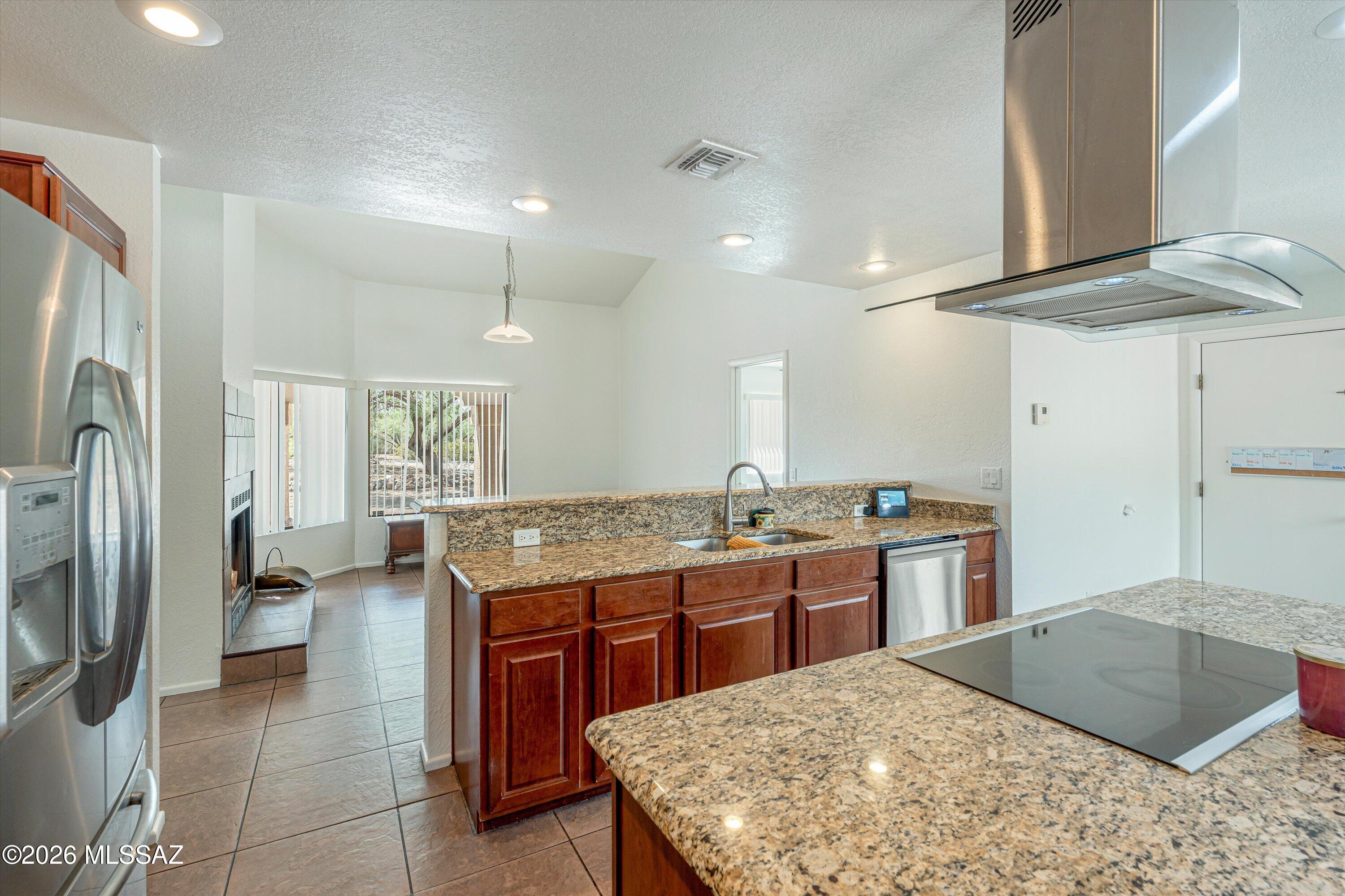 Catalina Highlands  (1-35) - Residential