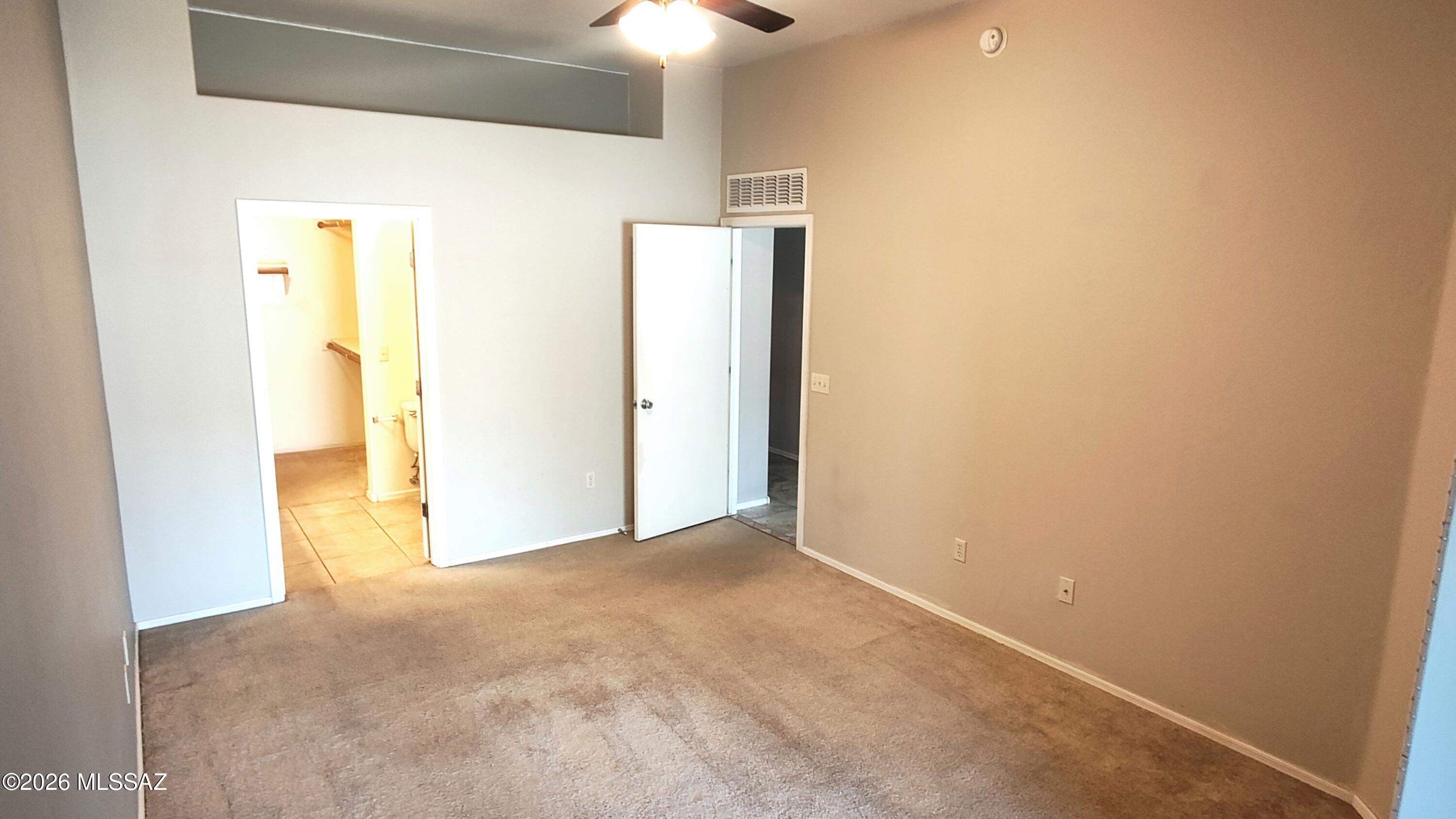 Tres Pueblos - Residential Lease