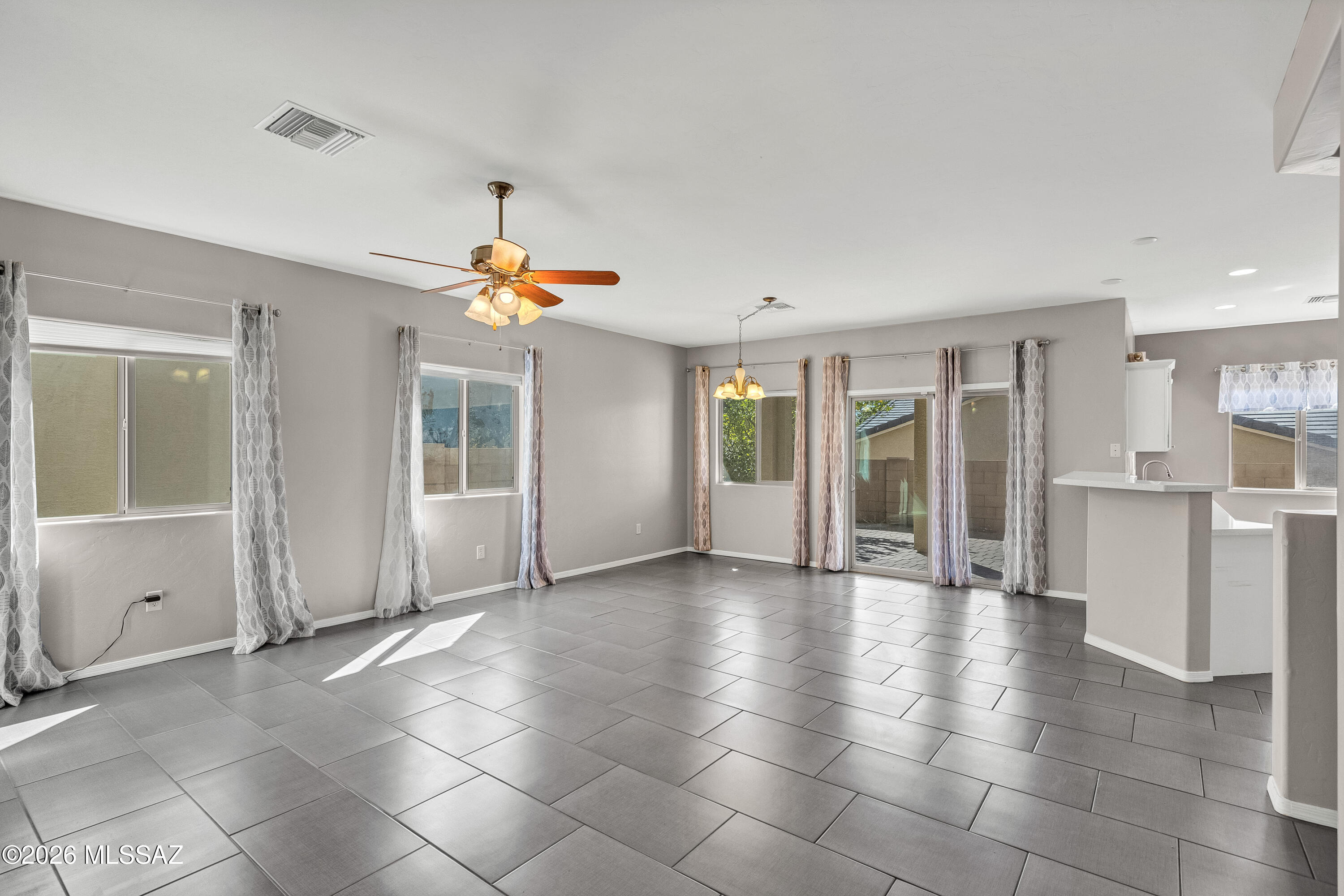 Countryside Manor (1-52) - Residential