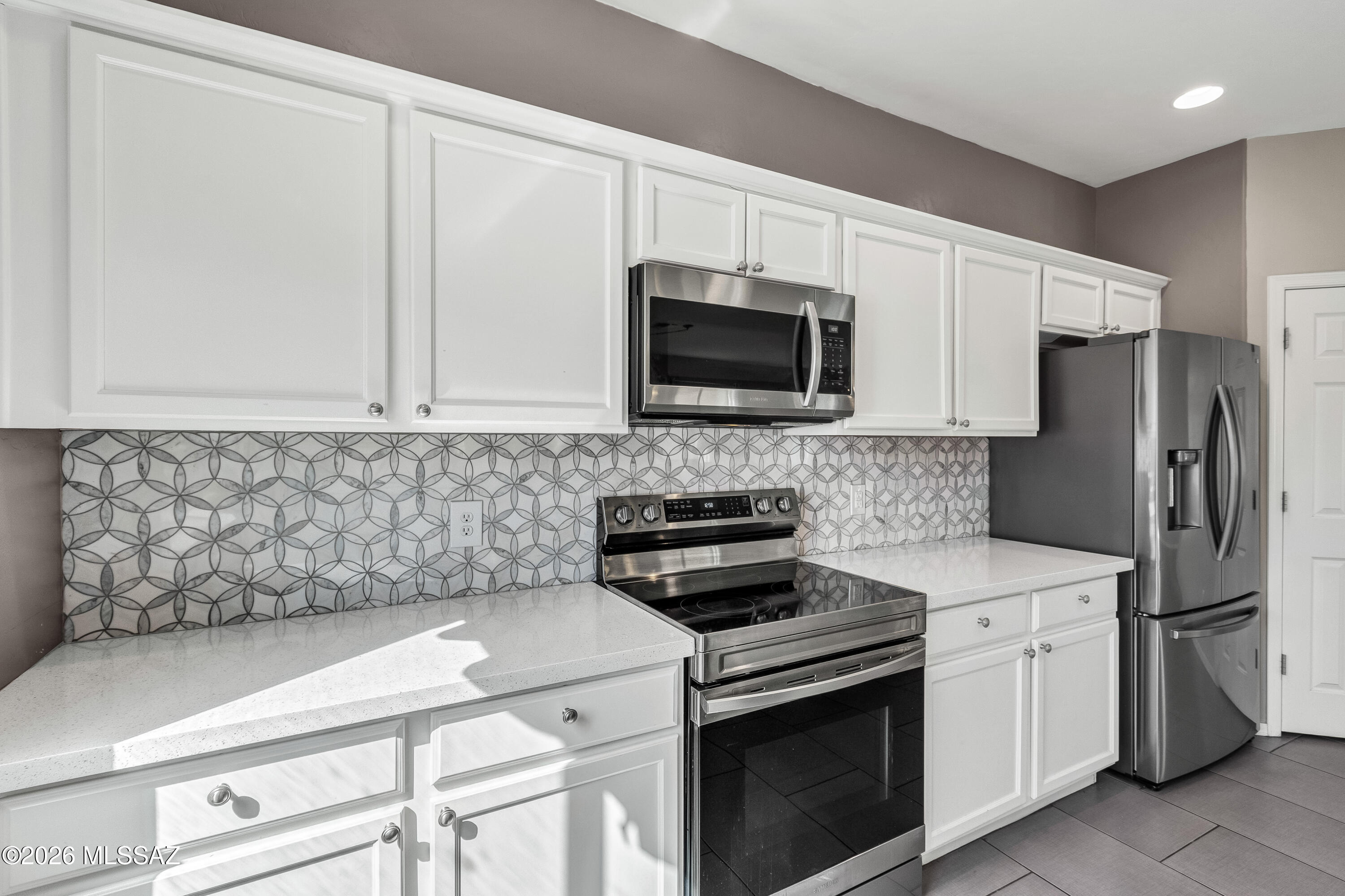 Countryside Manor (1-52) - Residential