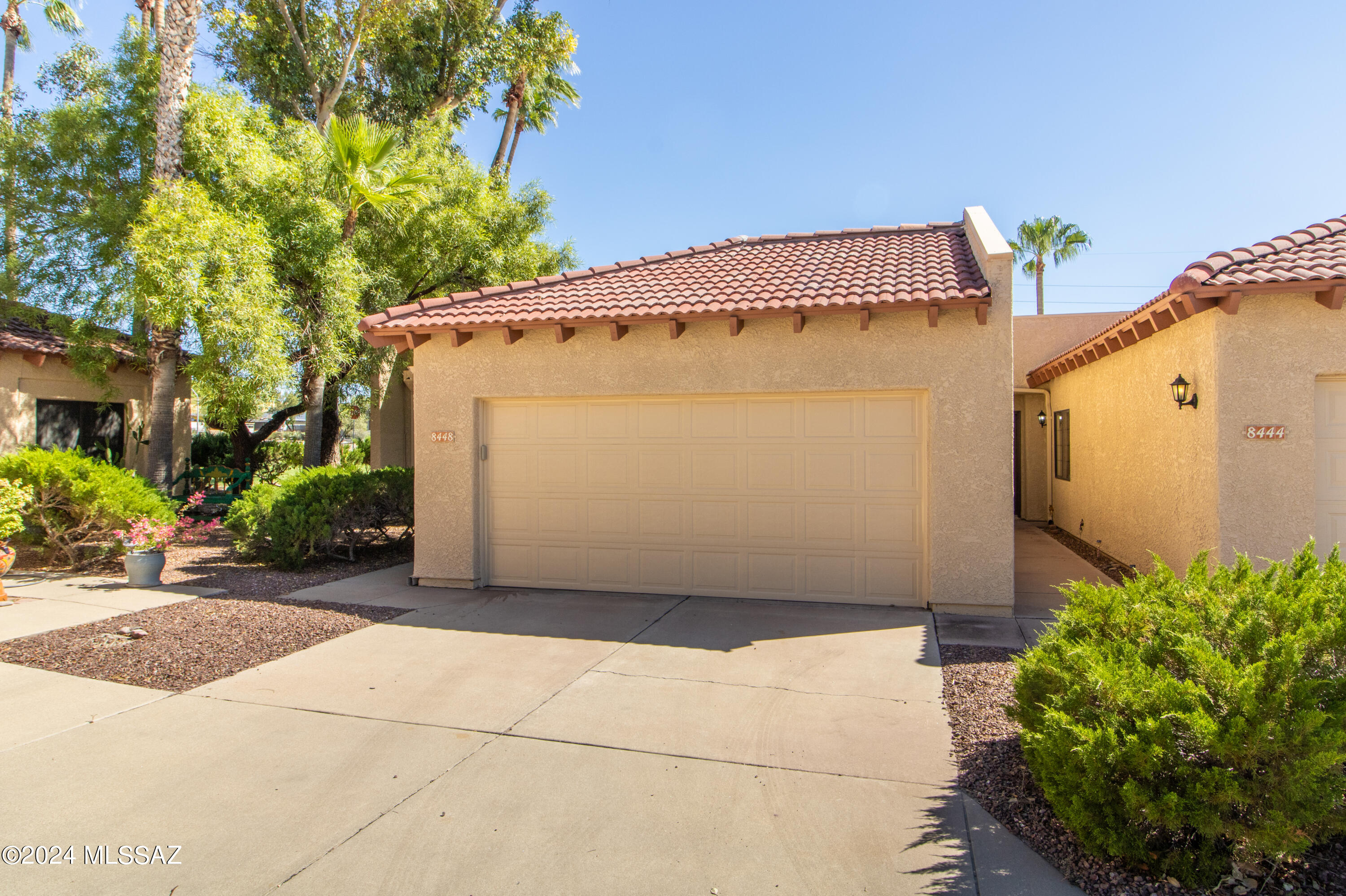 Belle Vista Townhomes (1-83) - Residential Lease