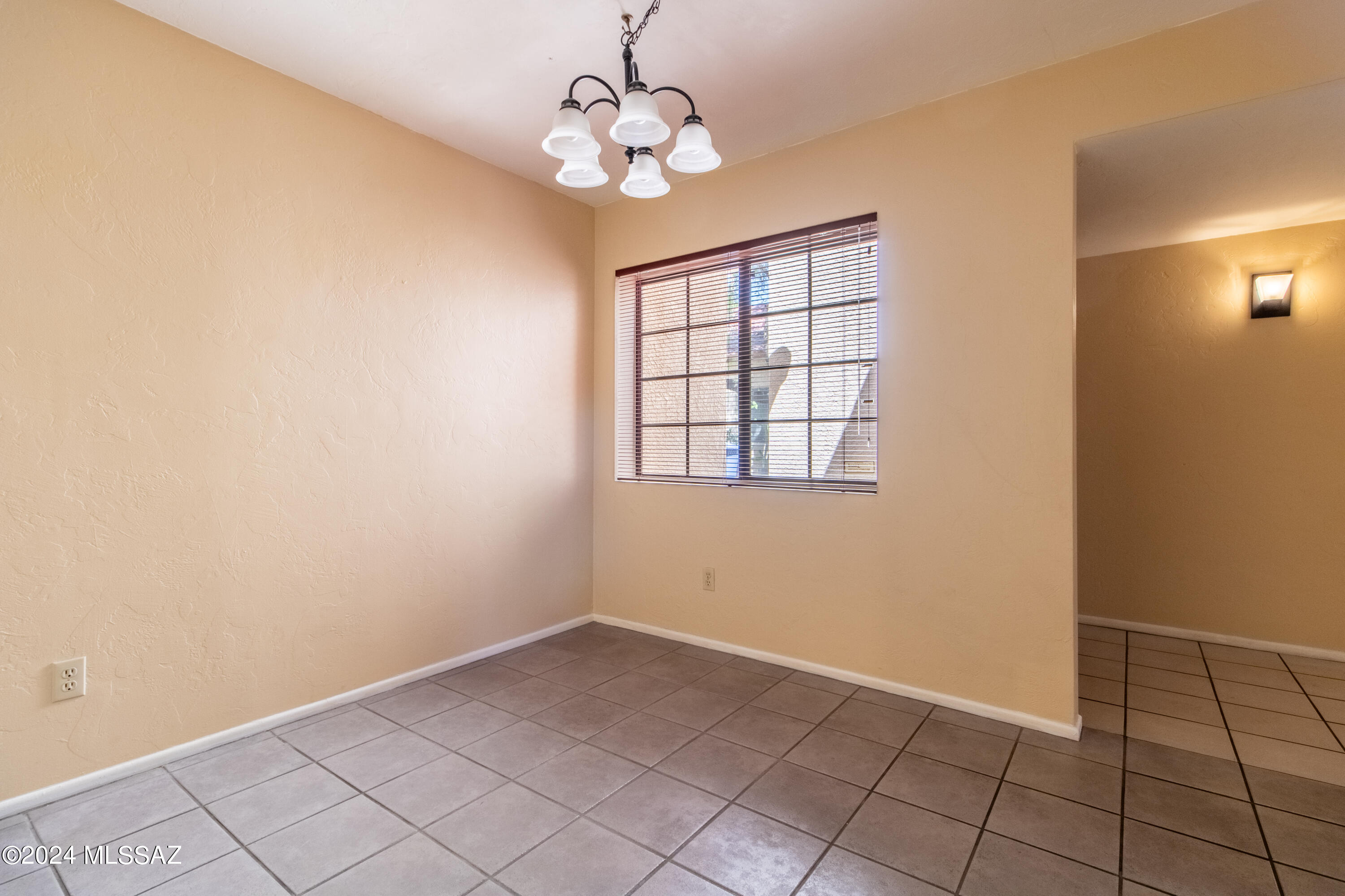 Belle Vista Townhomes (1-83) - Residential Lease