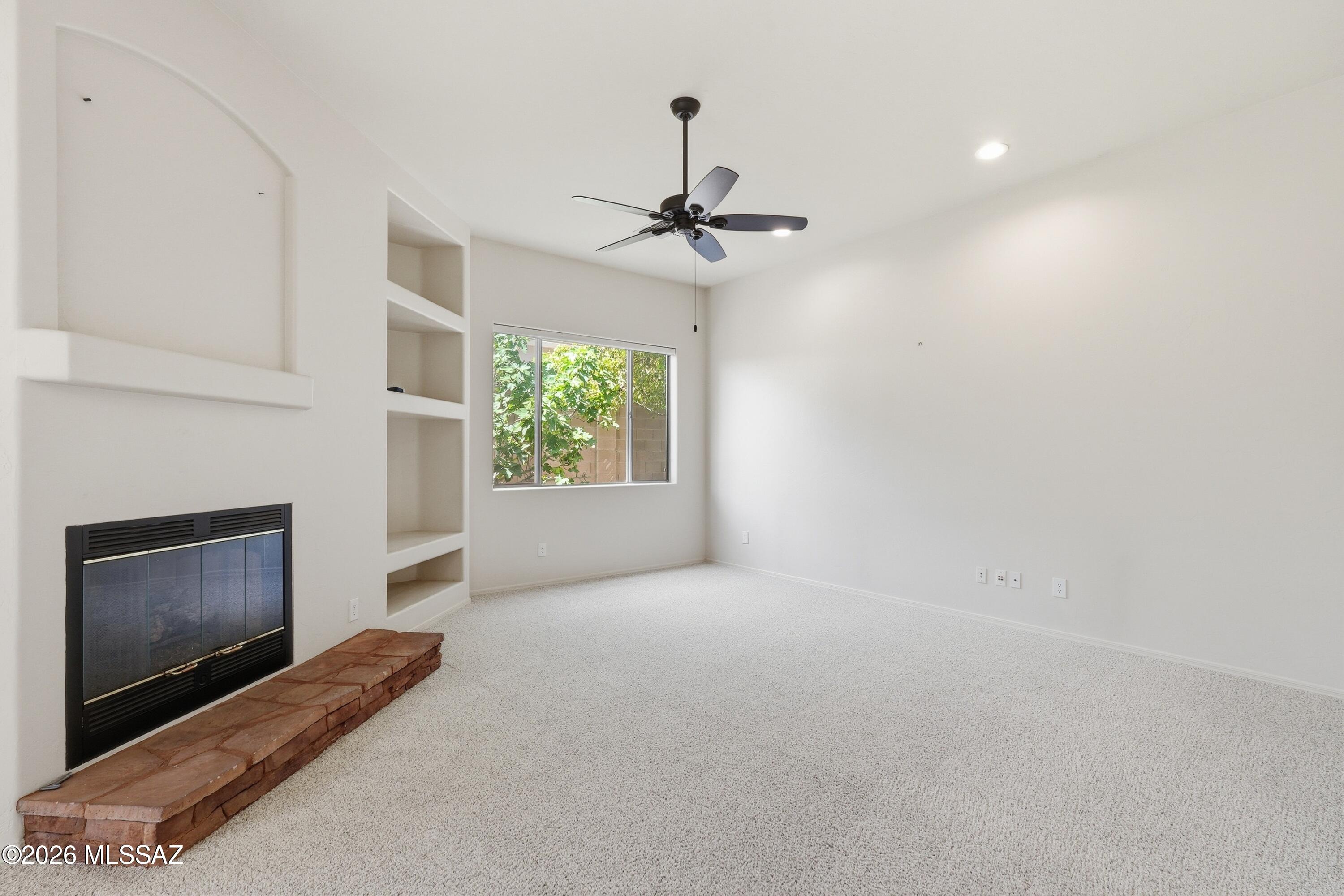 Rancho Esperero (1-343) - Residential